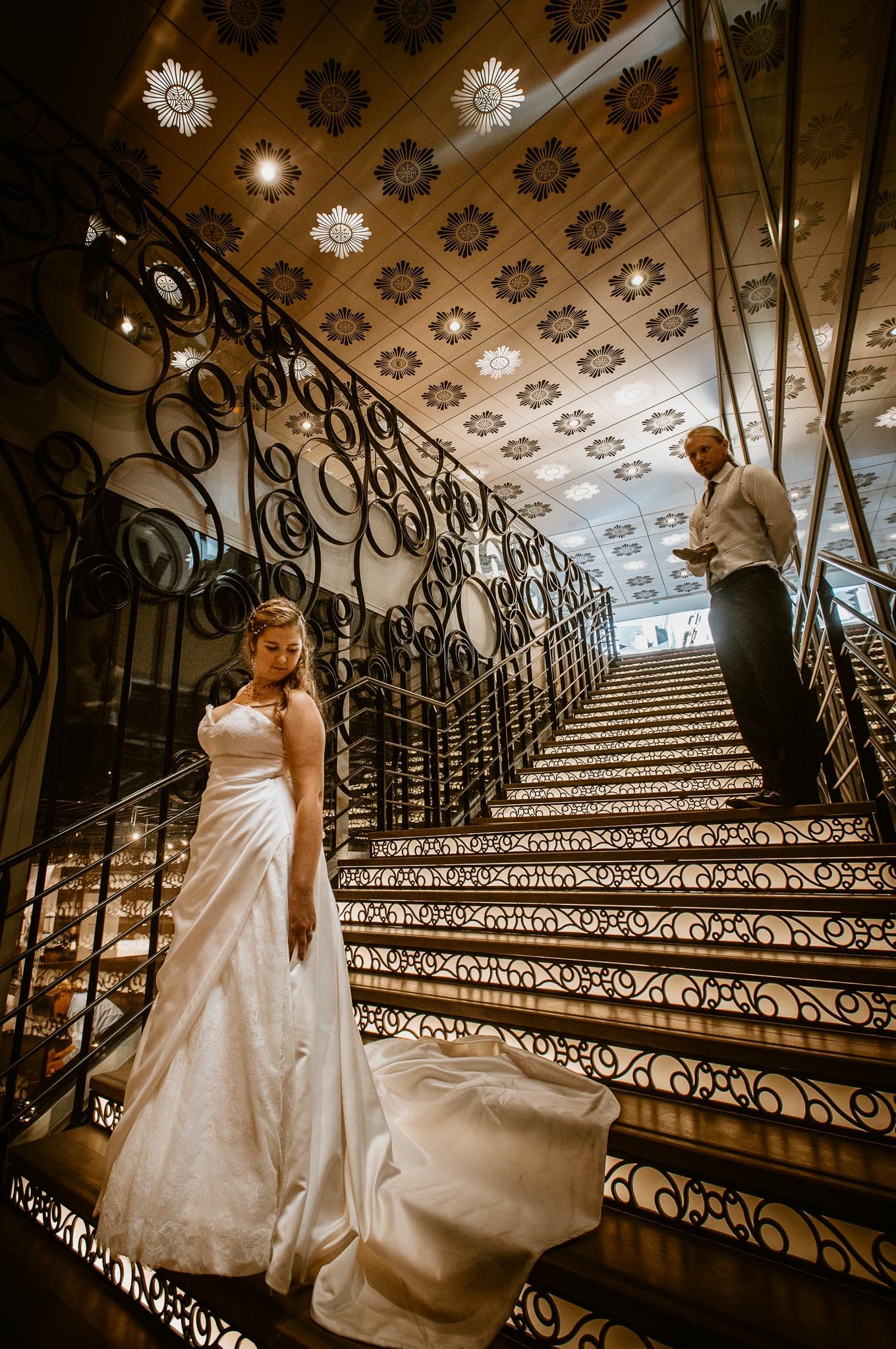 Séance couple après mariage poétique, créative et décalée à Nantes par Geoffrey Arnoldy photographe