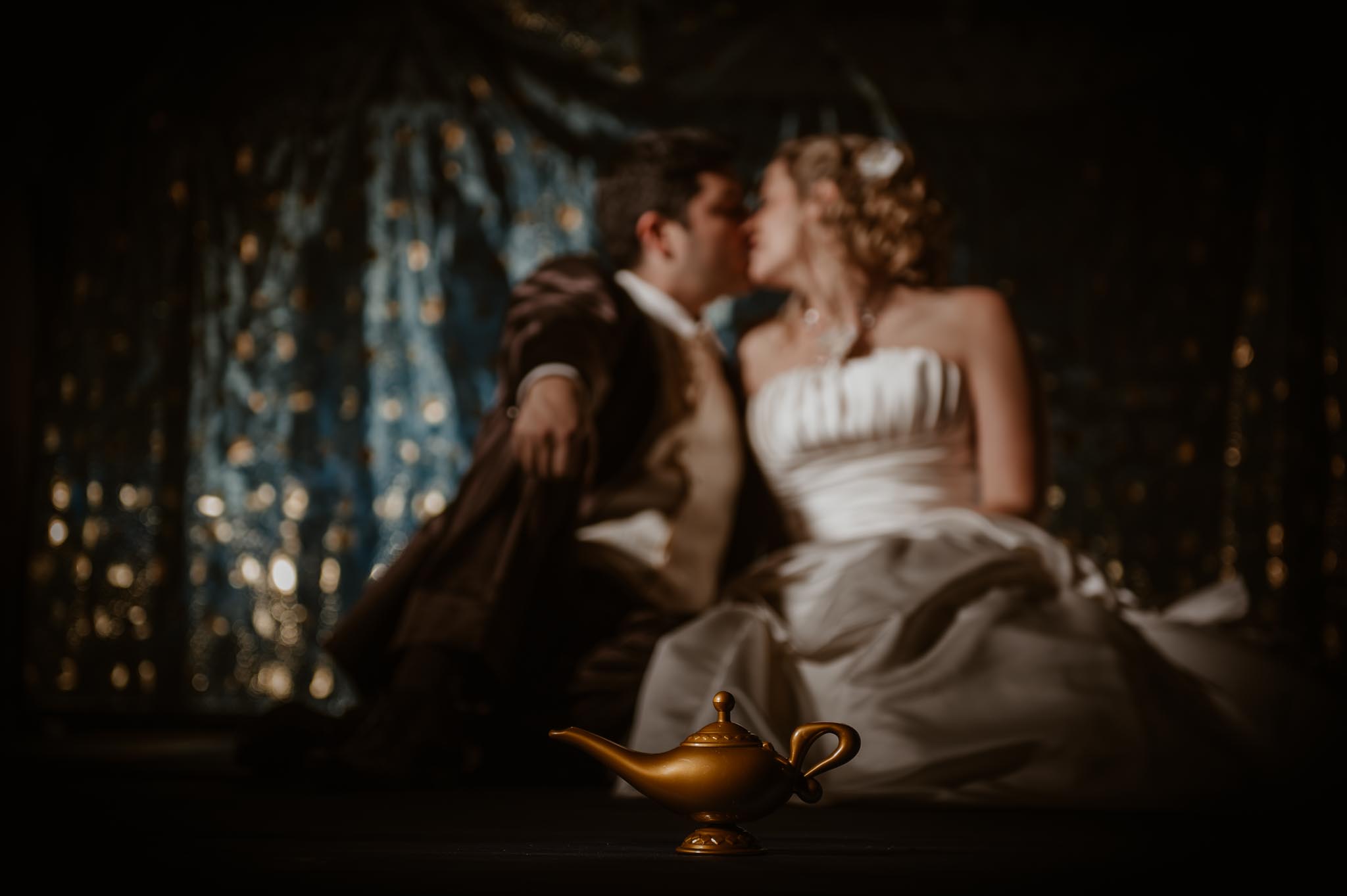 Séance couple après mariage fantastique & poétique inspirée de l’univers Disney près de Nantes par Geoffrey Arnoldy photographe