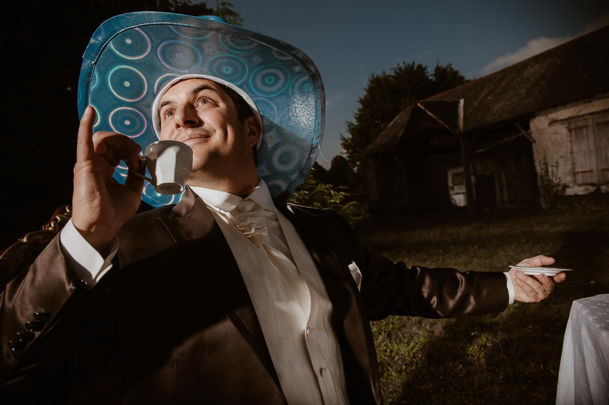 Séance couple après mariage fantastique & poétique inspirée de l’univers Disney près de Nantes par Geoffrey Arnoldy photographe