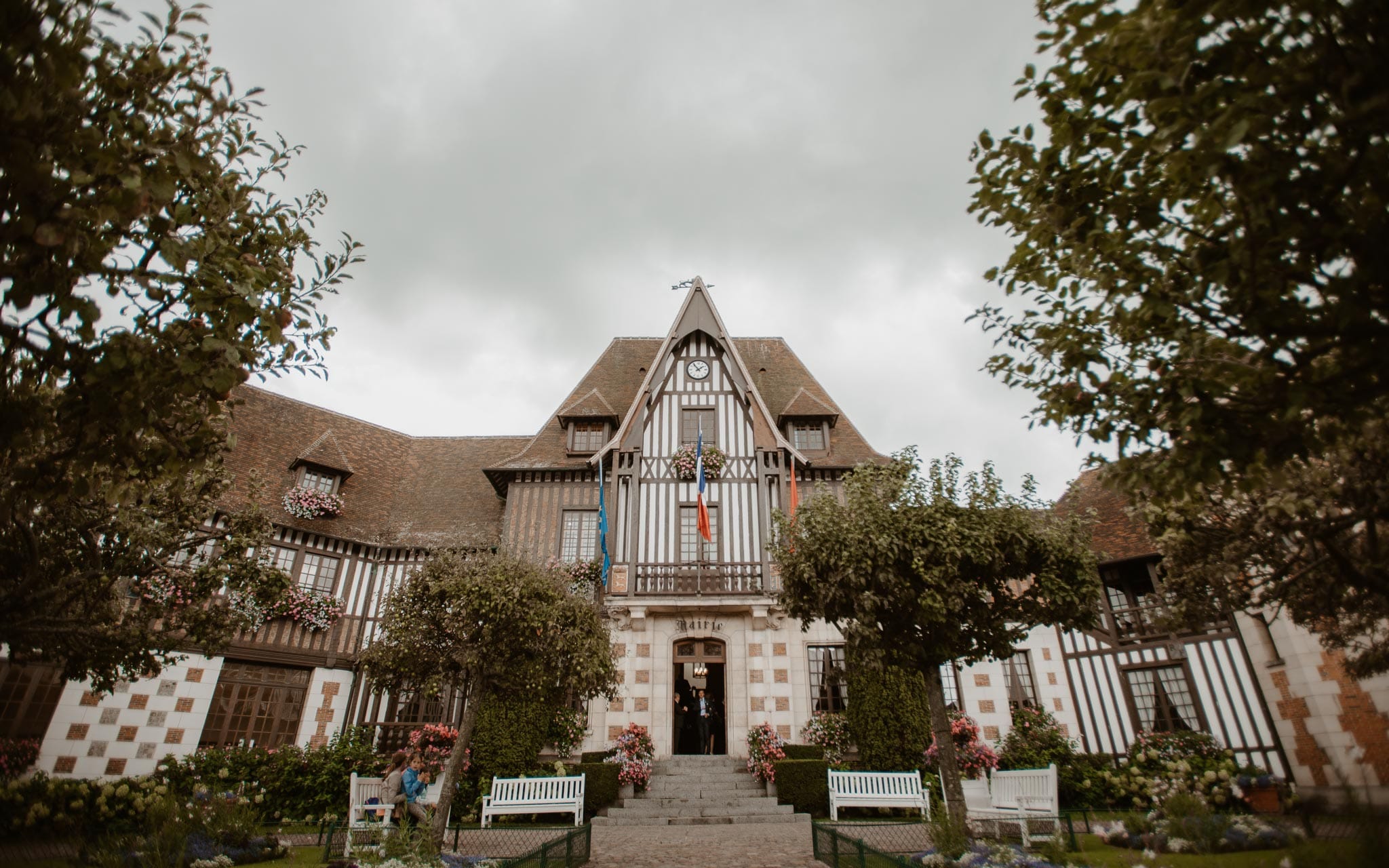 photographies d’un mariage chic à Deauville en normandie