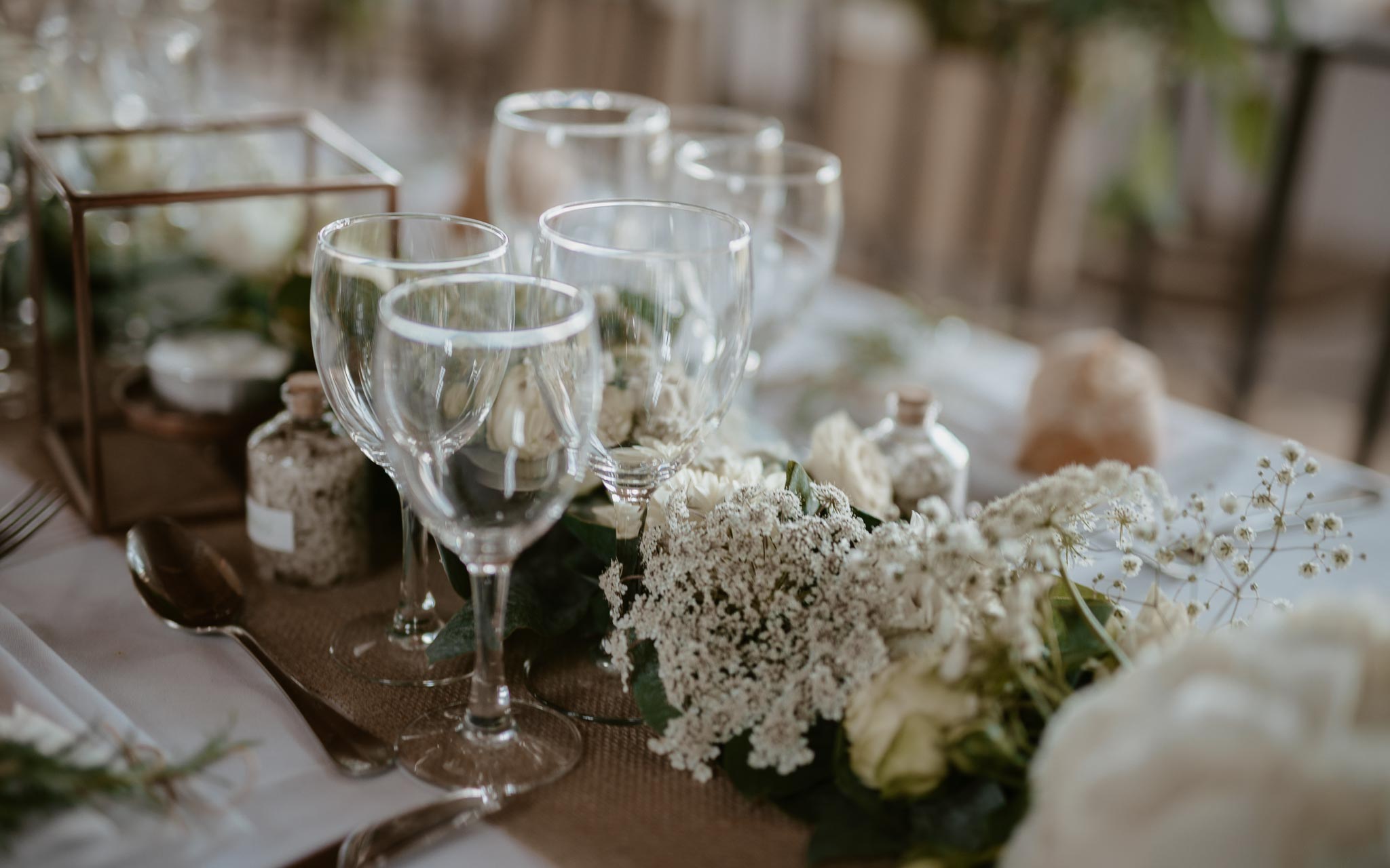 photographies d’un mariage chic multi-culturel au Manoir de Chivré, en Normandie