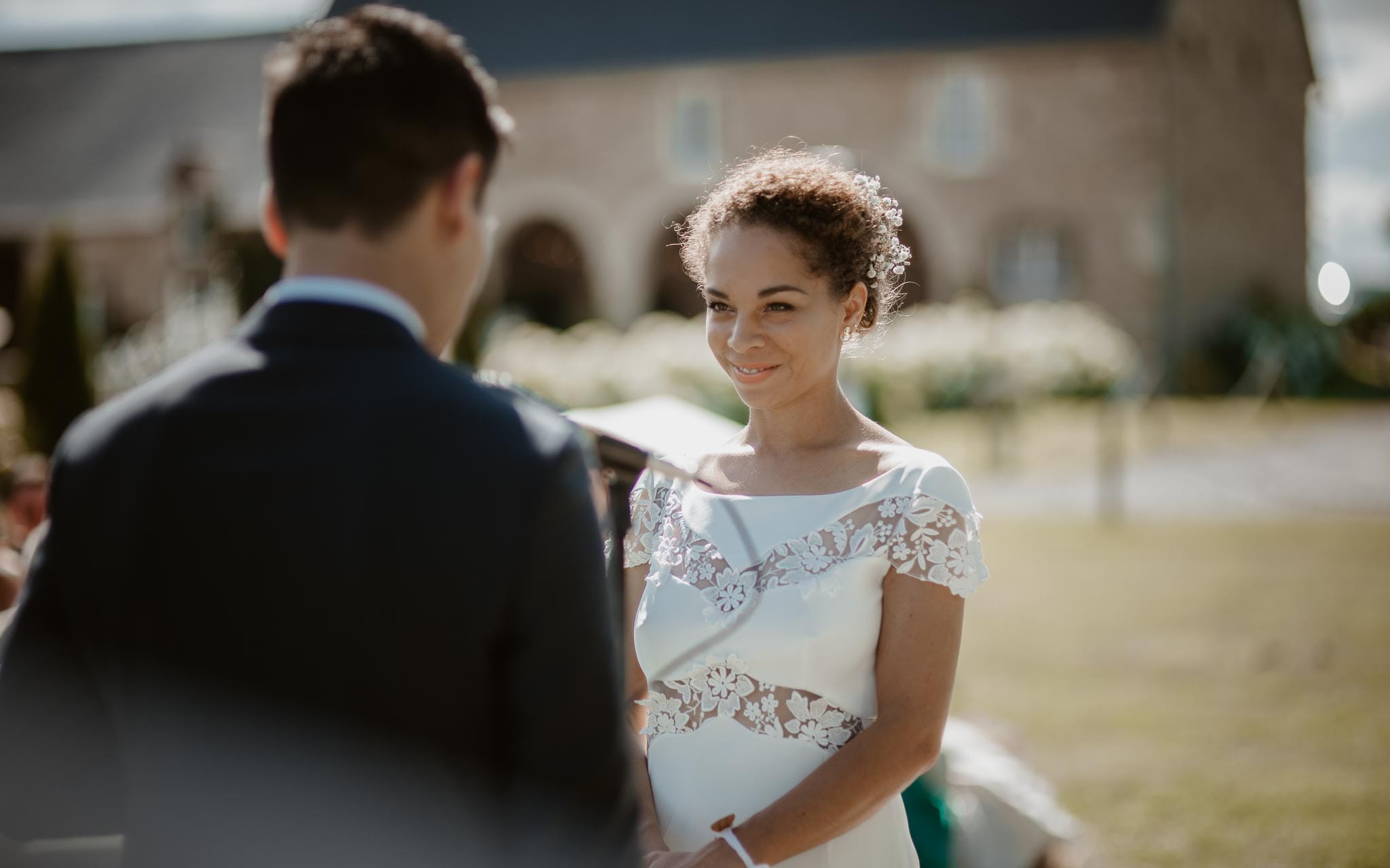 photographies d’un mariage chic multi-culturel au Manoir de Chivré, en Normandie