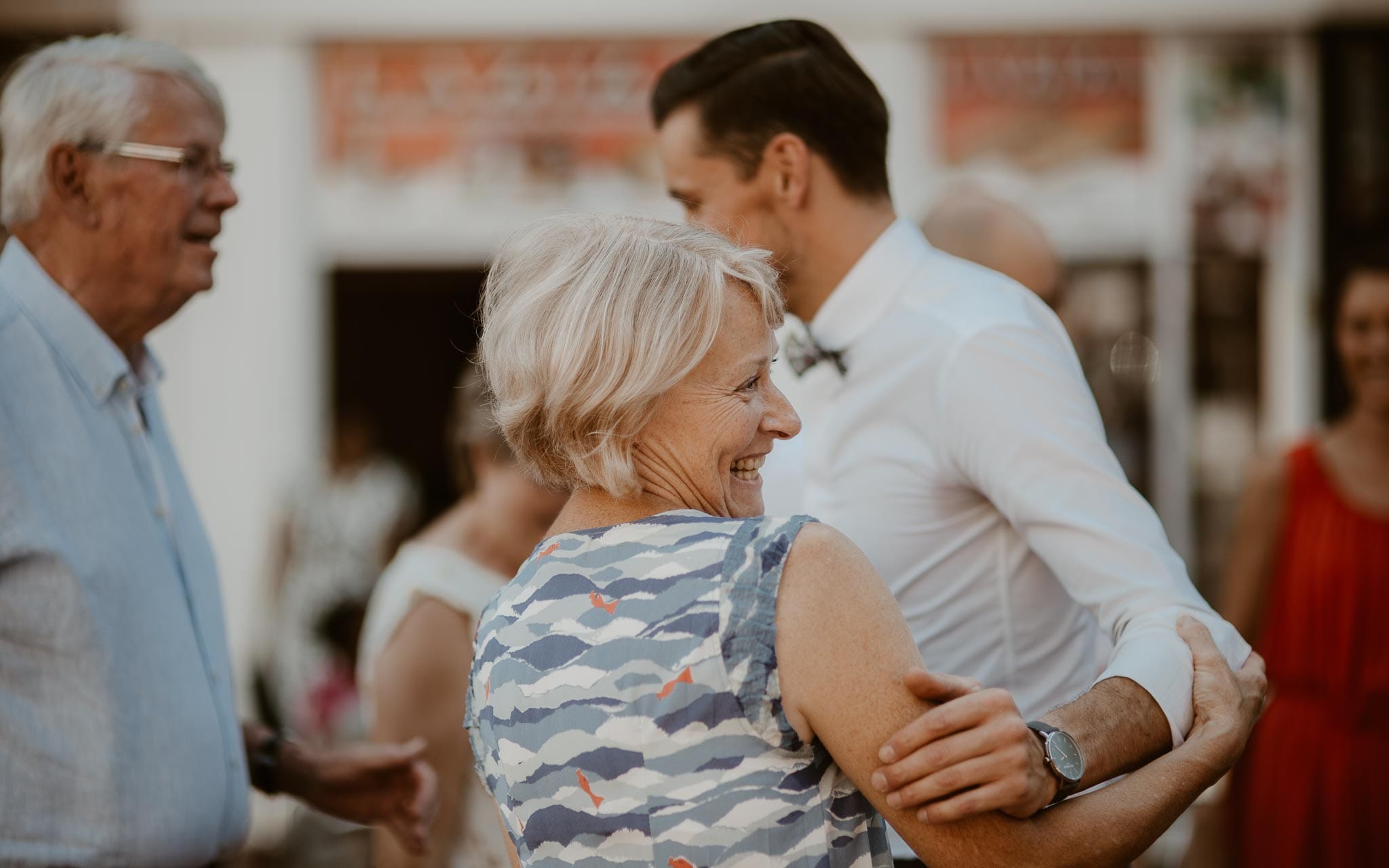 photographies d’un mariage boho chic à Amiens et Montreuil-sur-mer