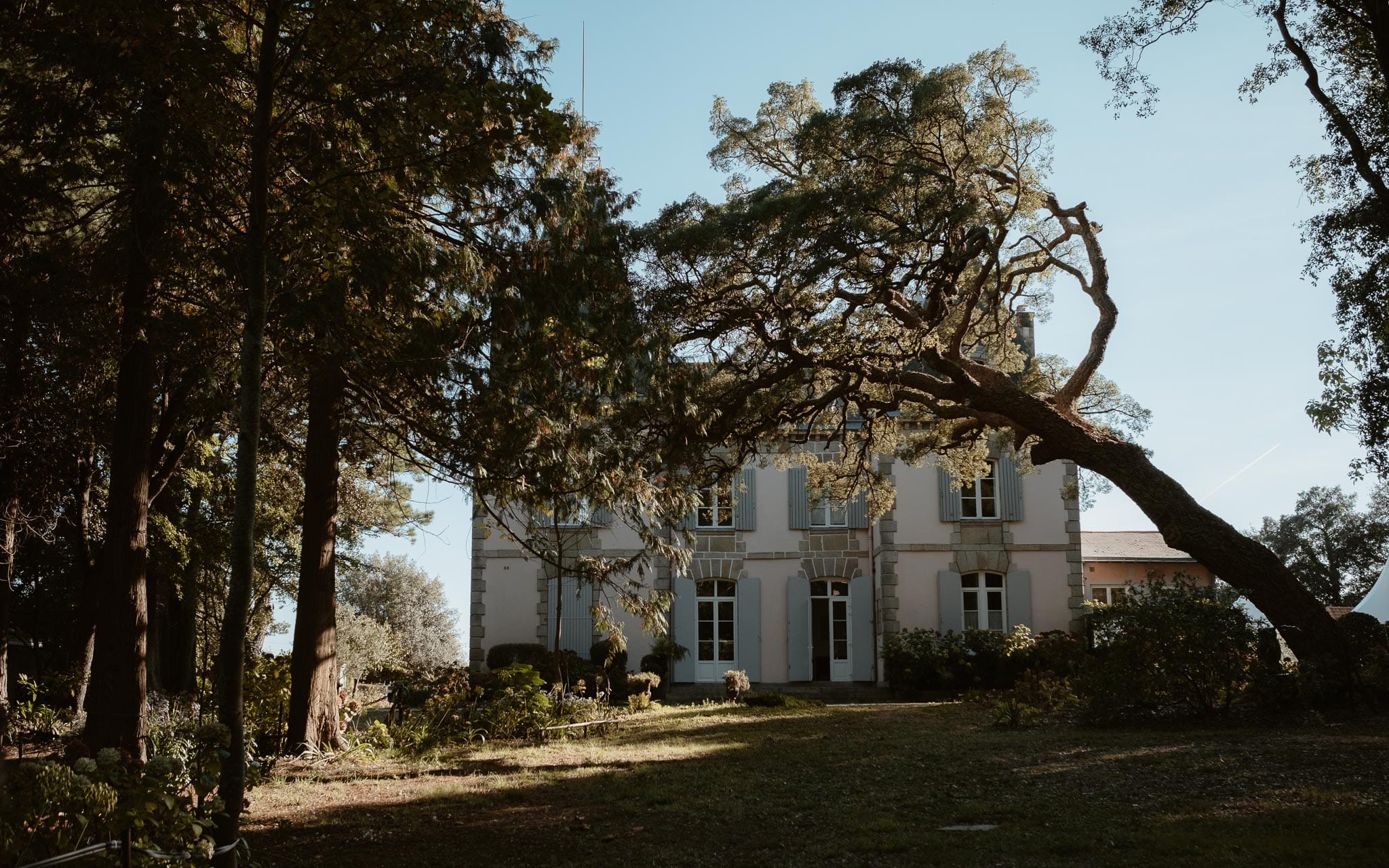 photographies d’un mariage chic à Nantes et Saint-Nazaire