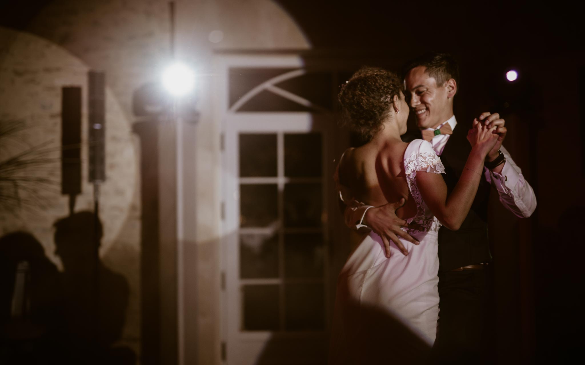 photographies d’un mariage chic multi-culturel au Manoir de Chivré, en Normandie