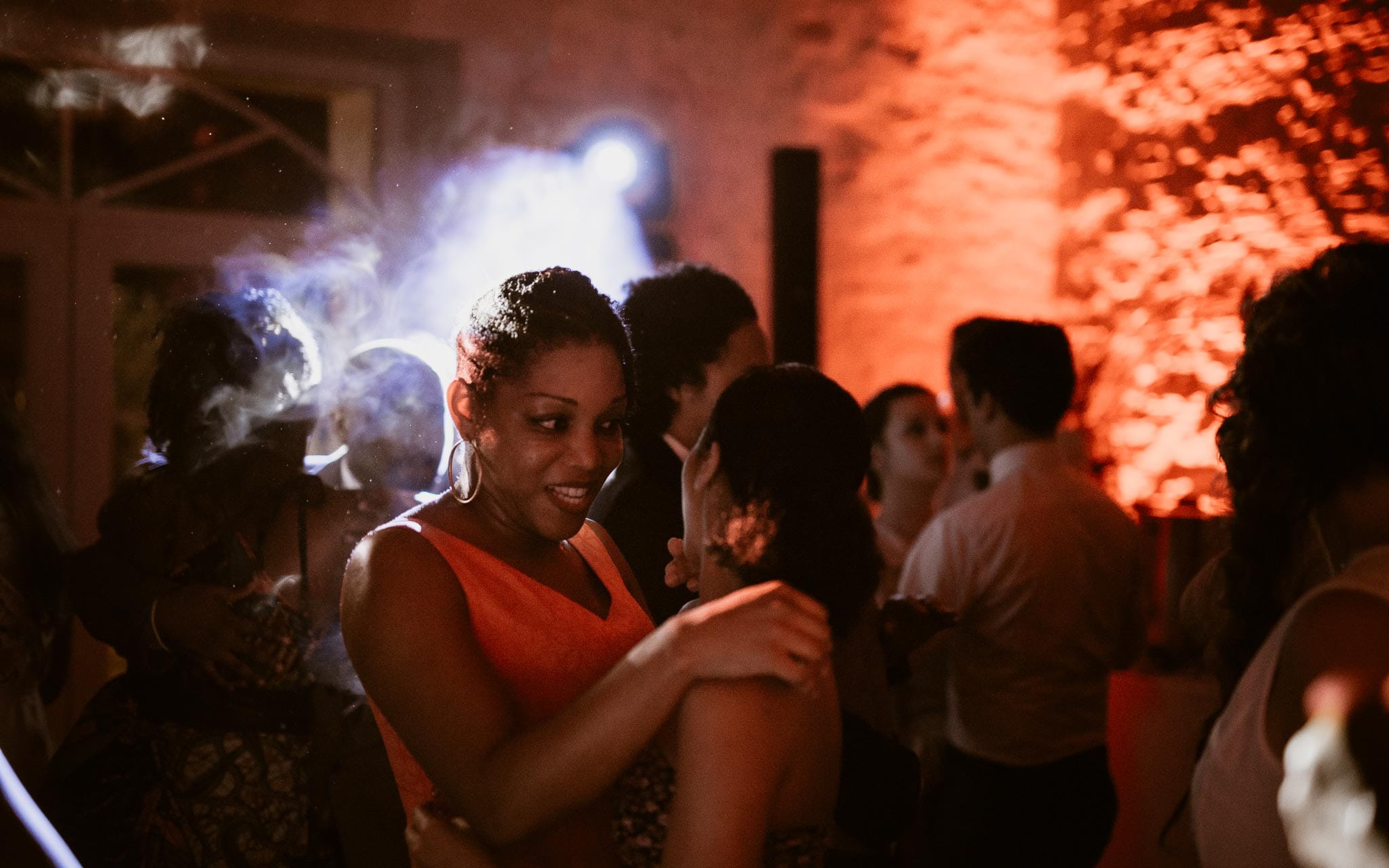 photographies d’un mariage chic multi-culturel au Manoir de Chivré, en Normandie