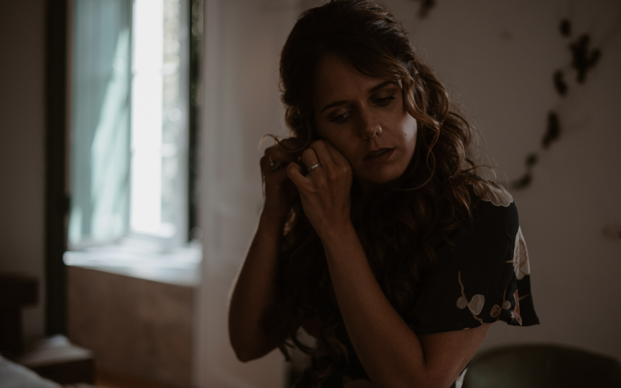 photographies d’un mariage moody en pays de la loire entre nantes et angers