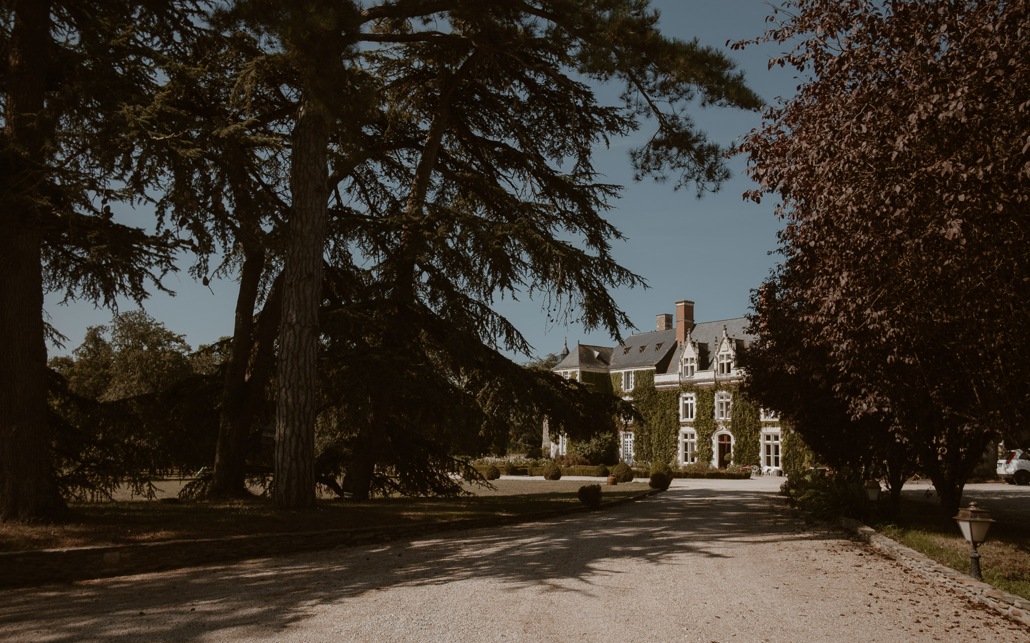 photographies d’un mariage américain au Château de l’Epinay à Saint Georges-sur-Loire