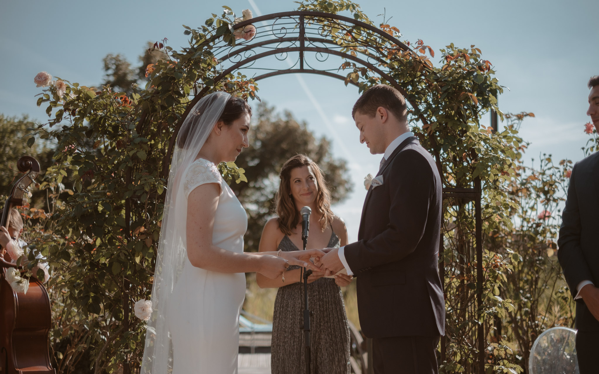 photographies d’un mariage américain au Château de l’Epinay à Saint Georges-sur-Loire