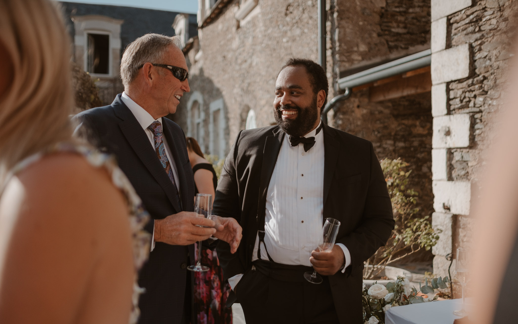 photographies d’un mariage américain au Château de l’Epinay à Saint Georges-sur-Loire