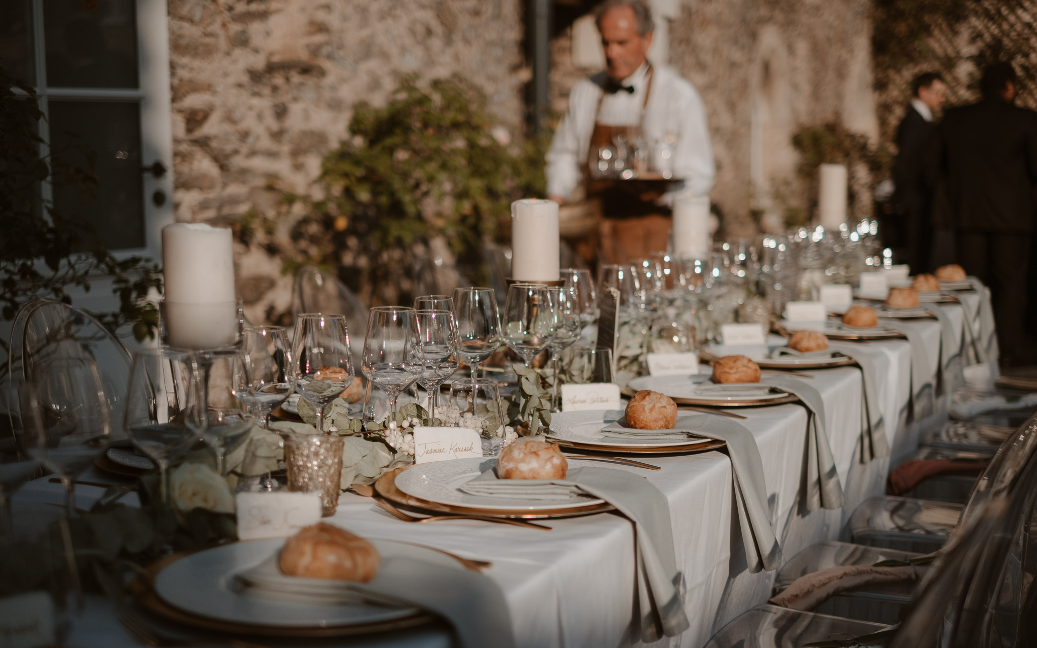 photographies d’un mariage américain au Château de l’Epinay à Saint Georges-sur-Loire