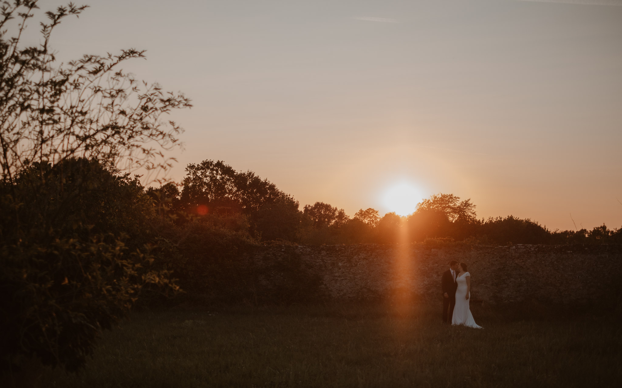 photographies d’un mariage américain au Château de l’Epinay à Saint Georges-sur-Loire