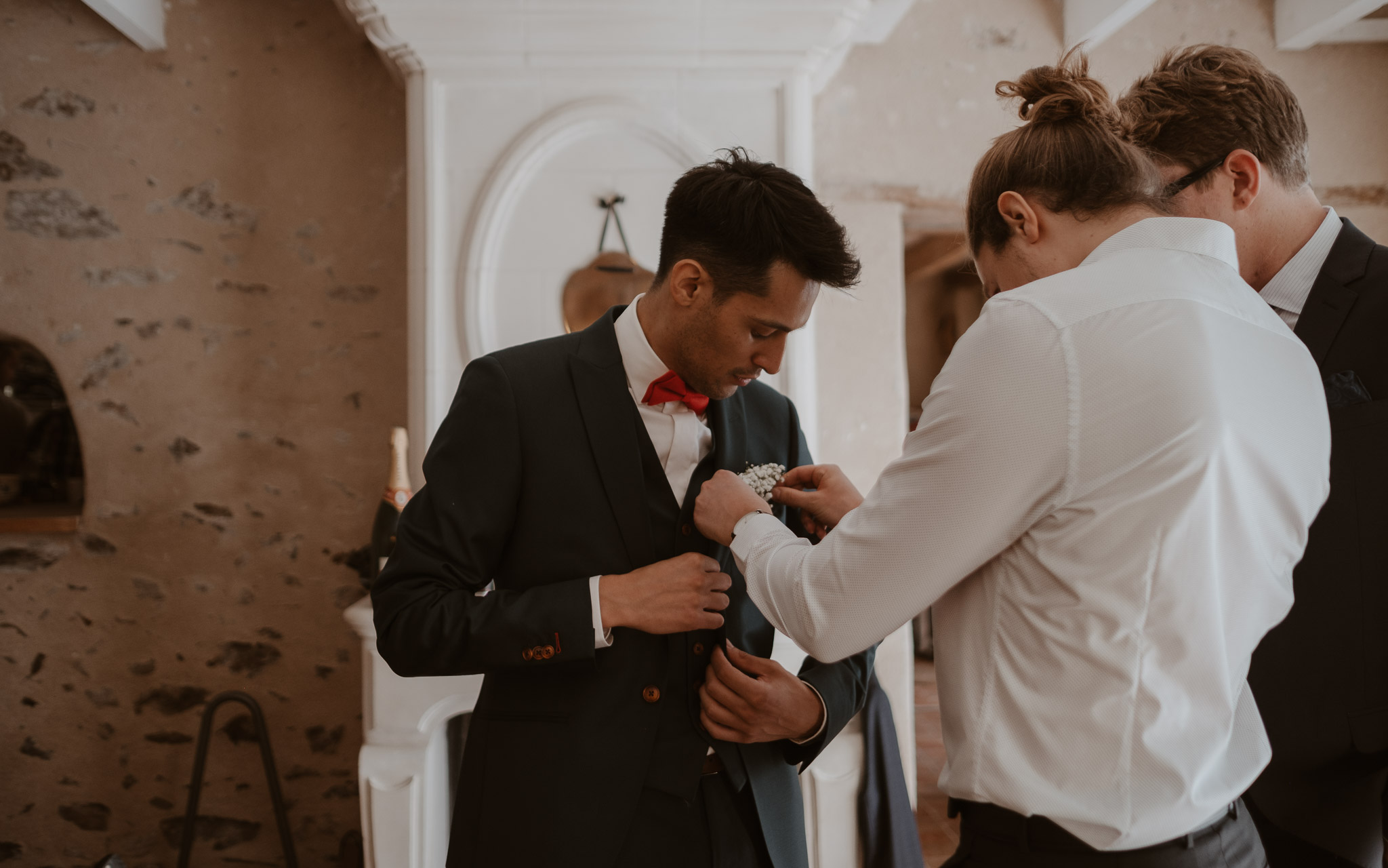 photographies d’un mariage multi-culturel à Freigné, entre Nantes, Angers et Ancenis.