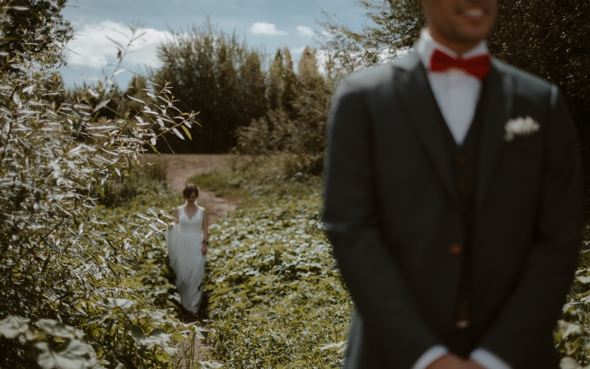 photographies d’un mariage multi-culturel à Freigné, entre Nantes, Angers et Ancenis.