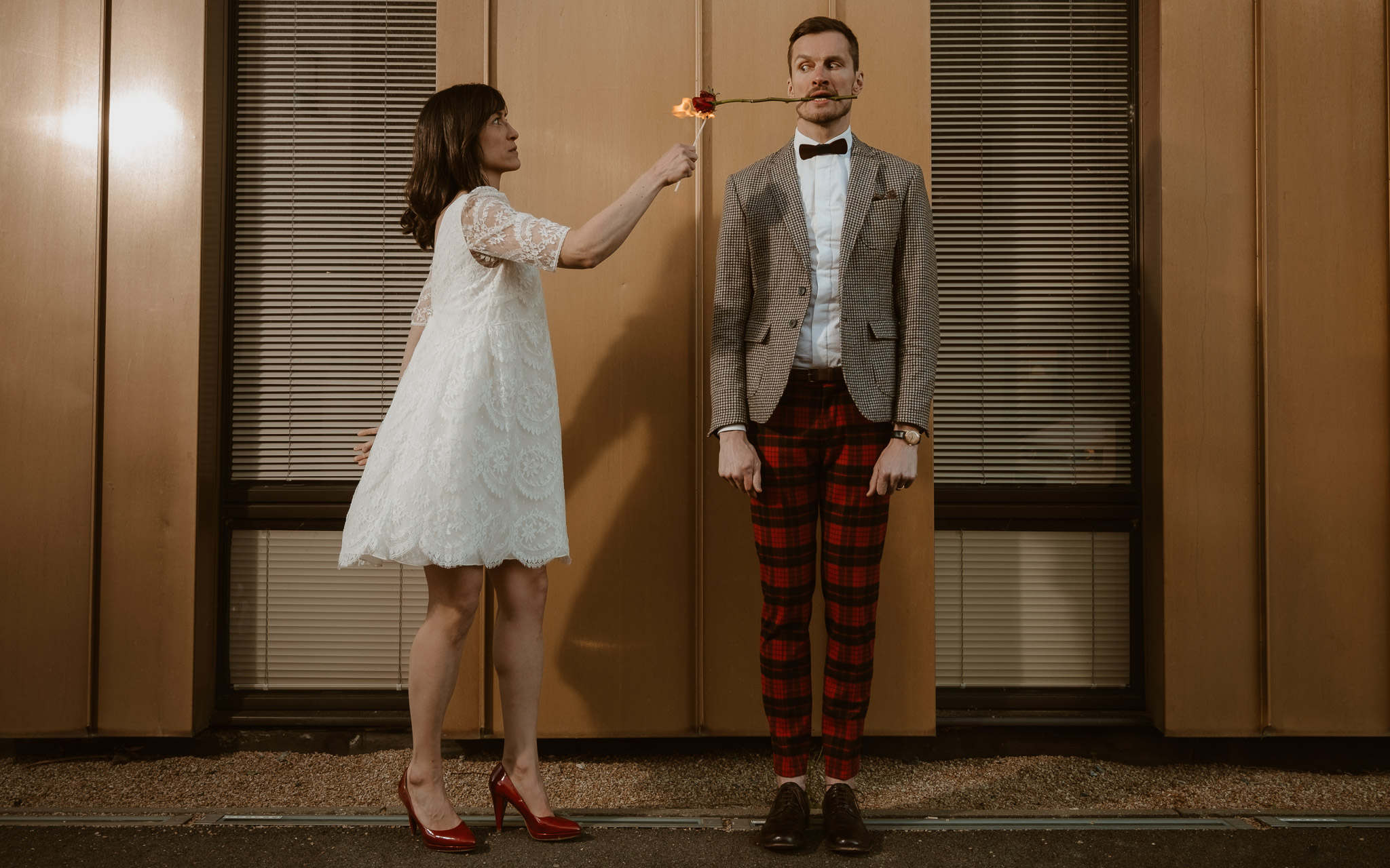 photo d’une séance de couple day-after originale & créative inspirée des univers de la mode et de l’architecture par Geoffrey Arnoldy photographe