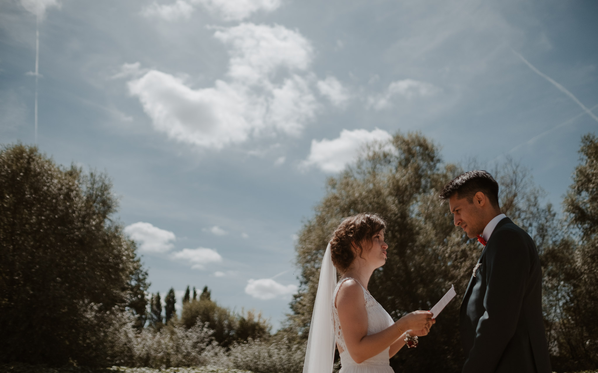 photographies d’un mariage multi-culturel à Freigné, entre Nantes, Angers et Ancenis.