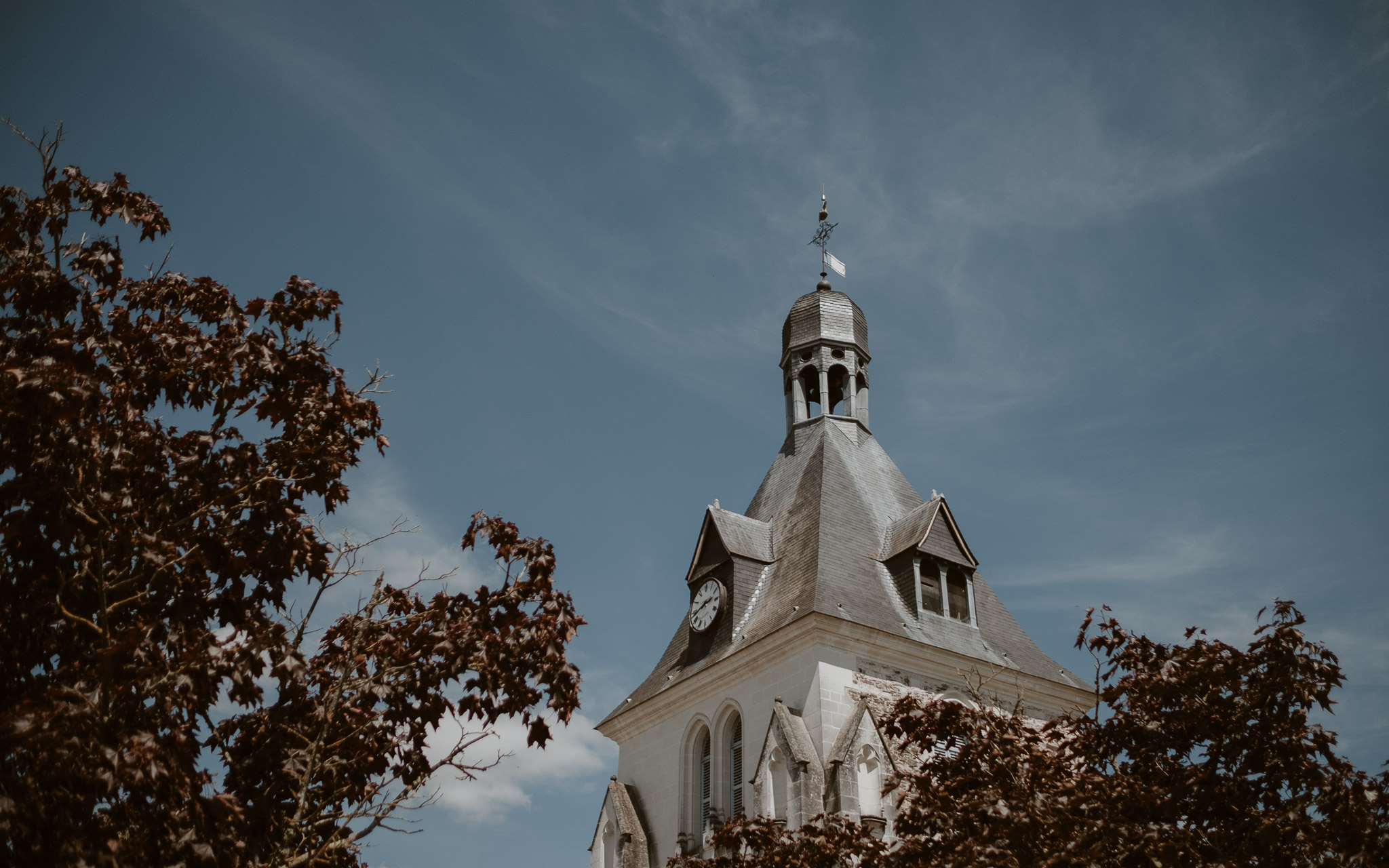 photographies d’un mariage multi-culturel à Freigné, entre Nantes, Angers et Ancenis.