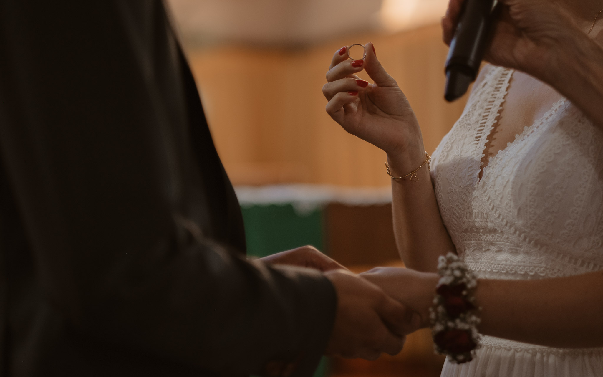 photographies d’un mariage multi-culturel à Freigné, entre Nantes, Angers et Ancenis.