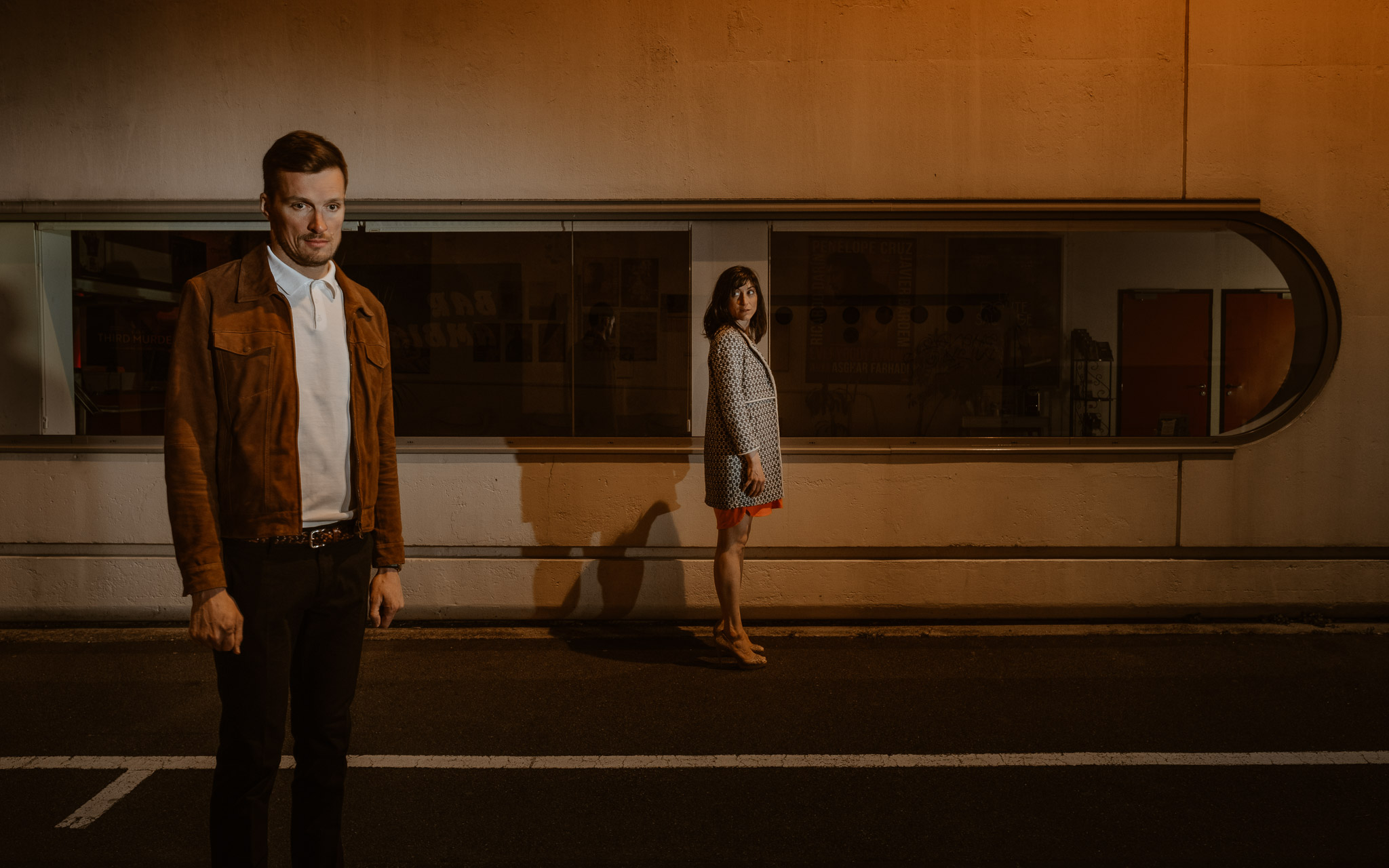 photo d’une séance de couple day-after originale & créative inspirée des univers du cinéma et de la mode par Geoffrey Arnoldy photographe