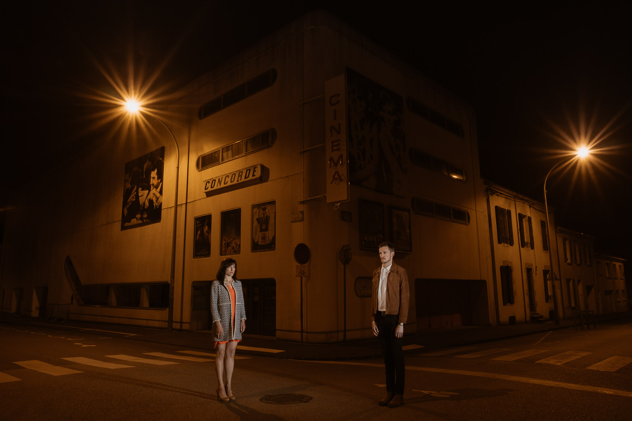 photo d’une séance de couple day-after originale & créative inspirée des univers du cinéma et de la mode par Geoffrey Arnoldy photographe