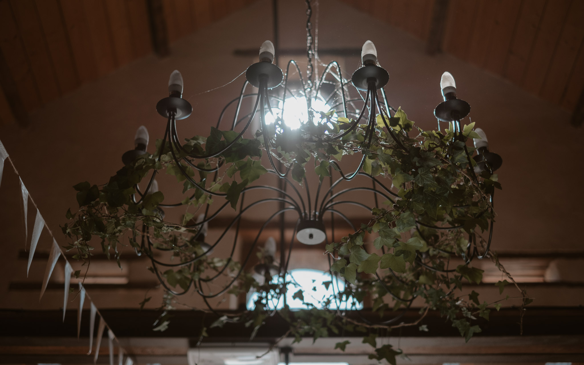 photographies d’un mariage multi-culturel à Freigné, entre Nantes, Angers et Ancenis.