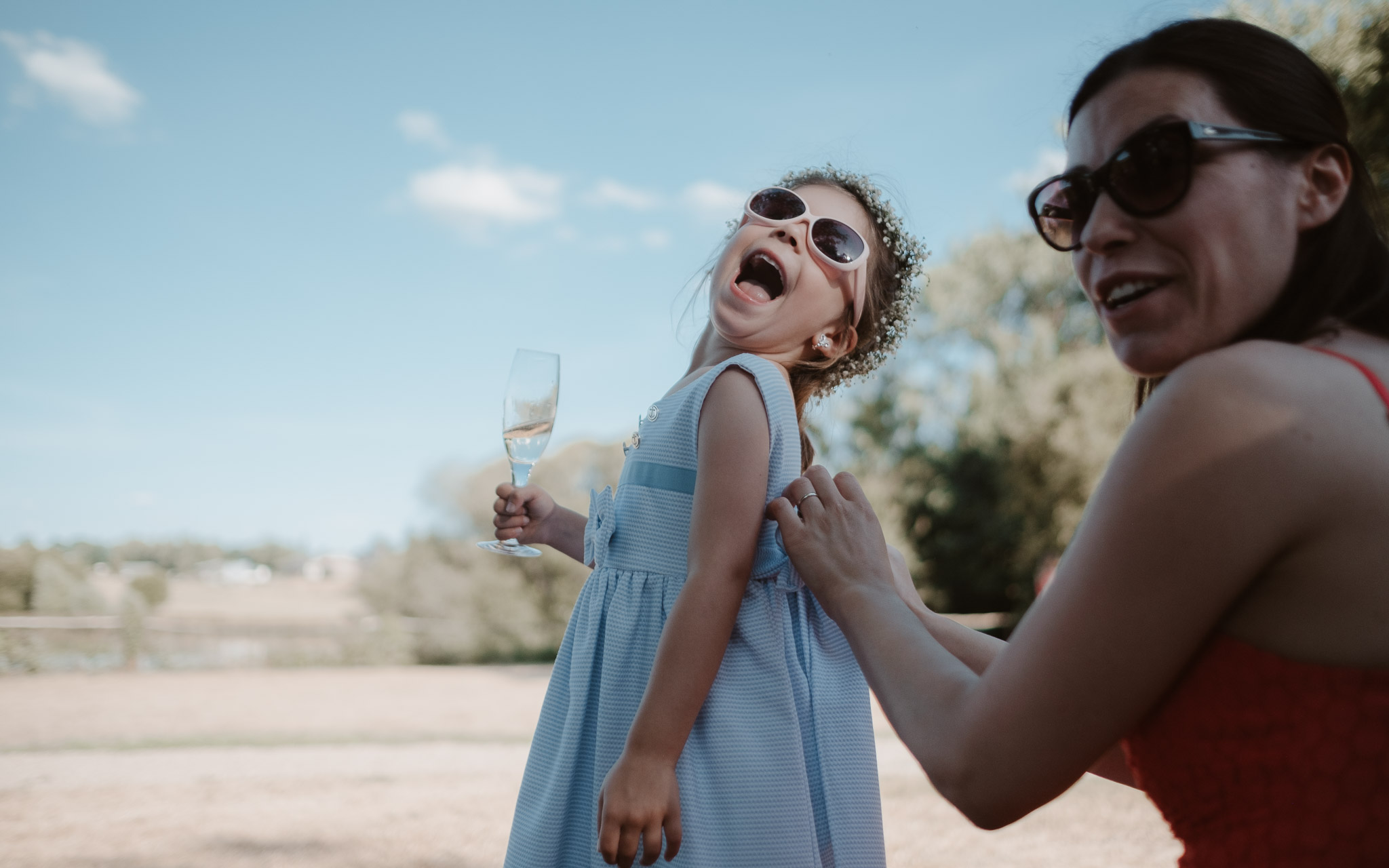 photographies d’un mariage multi-culturel à Freigné, entre Nantes, Angers et Ancenis.