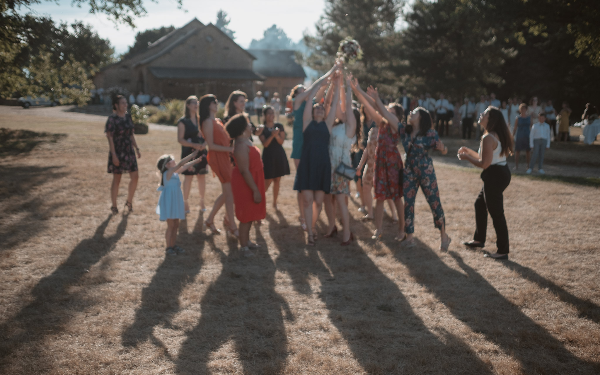 photographies d’un mariage multi-culturel à Freigné, entre Nantes, Angers et Ancenis.