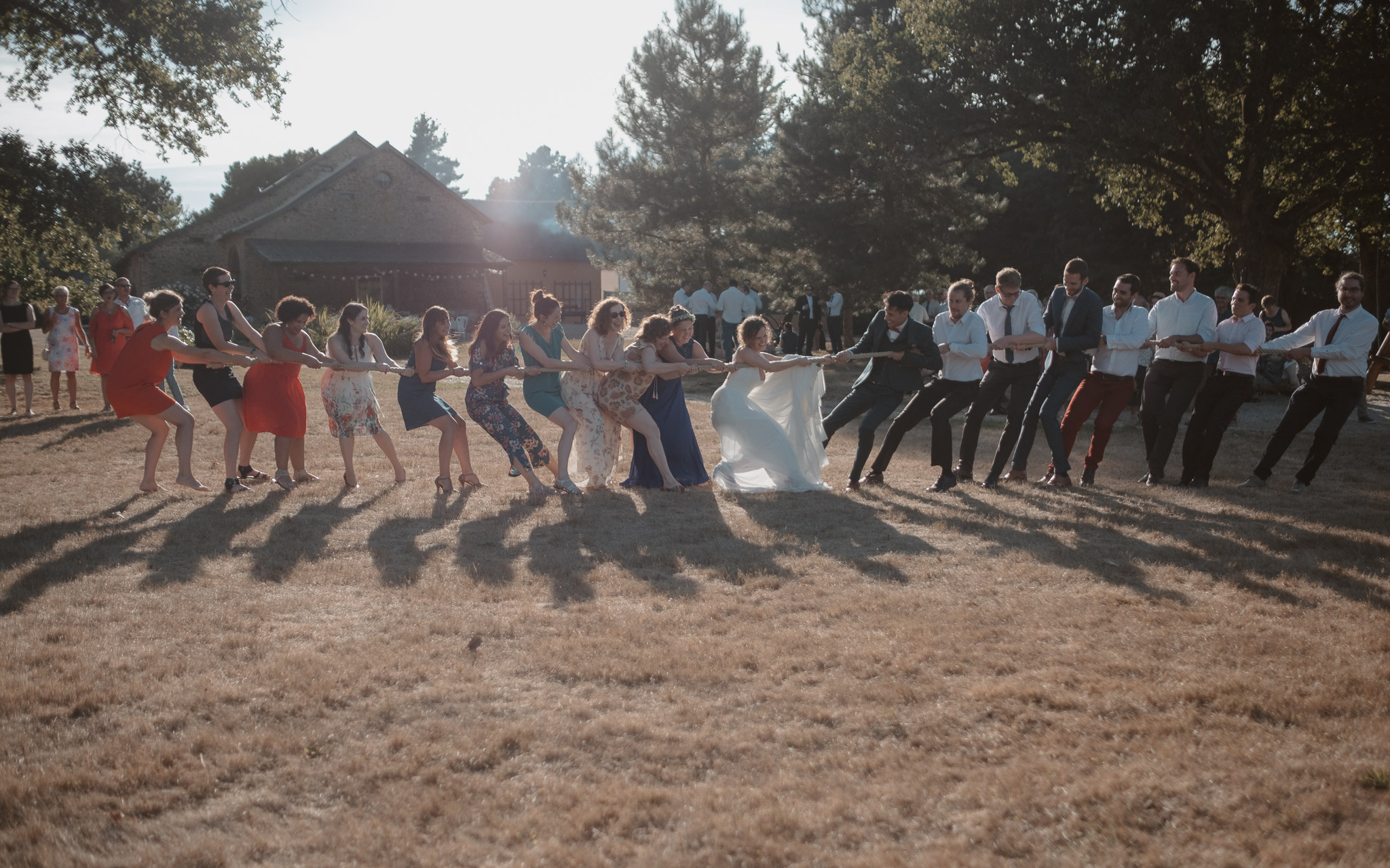 photographies d’un mariage multi-culturel à Freigné, entre Nantes, Angers et Ancenis.