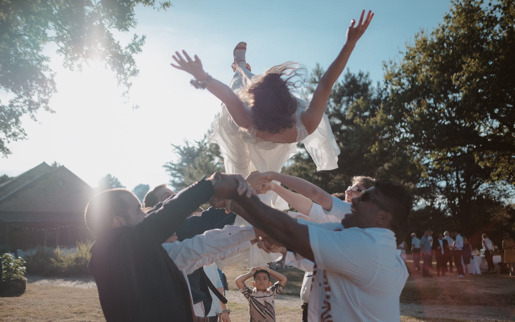 photographies d’un mariage multi-culturel à Freigné, entre Nantes, Angers et Ancenis.