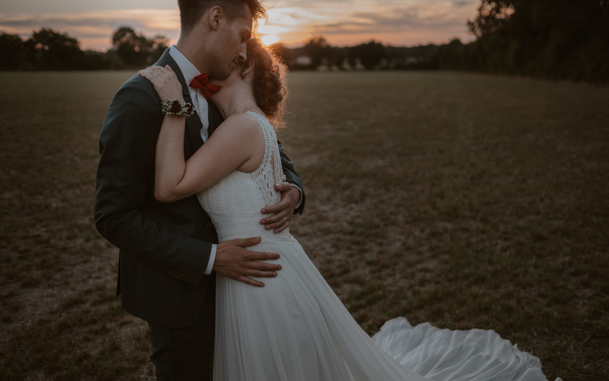 photographies d’un mariage multi-culturel à Freigné, entre Nantes, Angers et Ancenis.