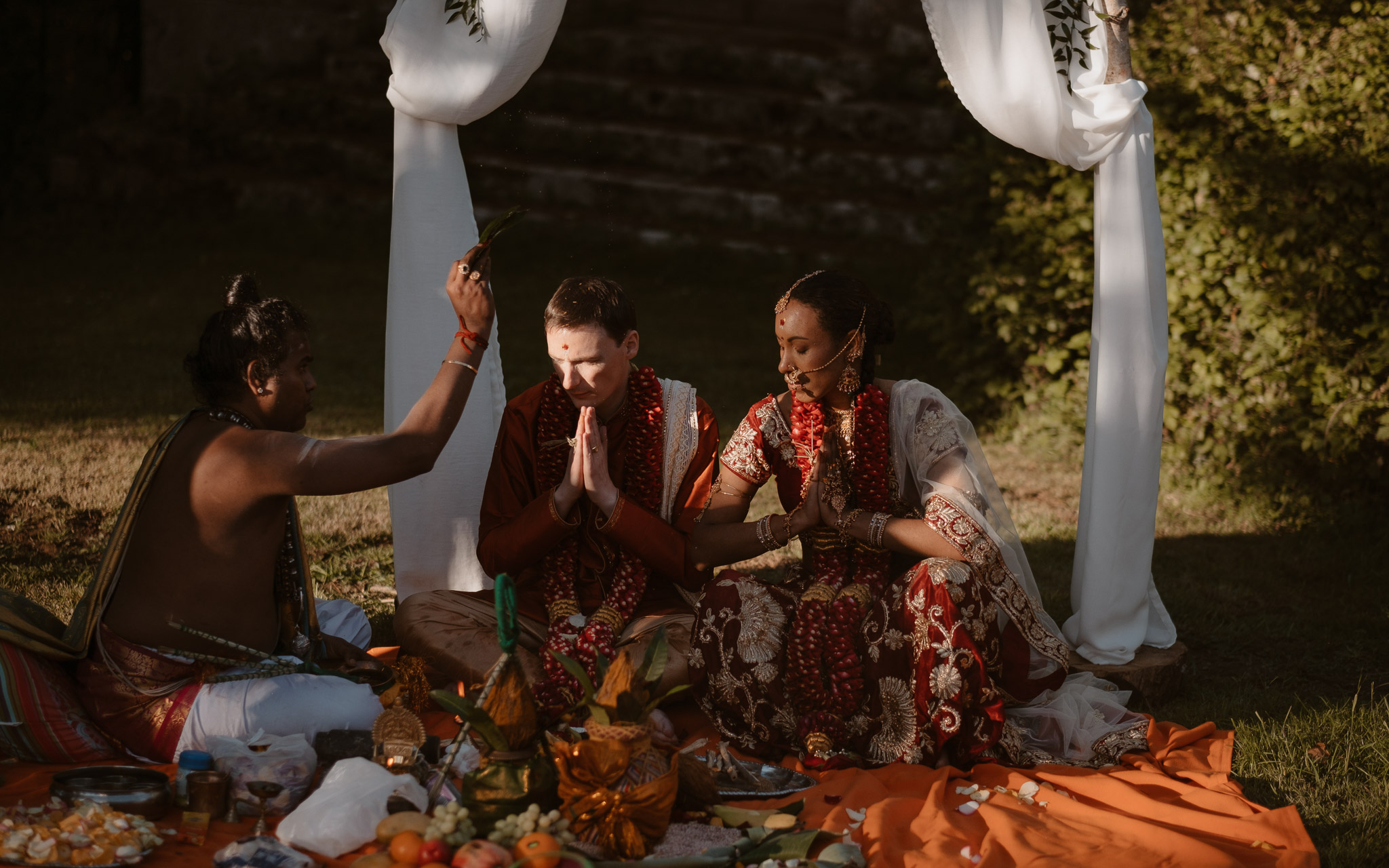 mariage-hindou-chateau-de-bezyl-sixt-sur-aff-reportage-photo-Geoffrey-Arnoldy