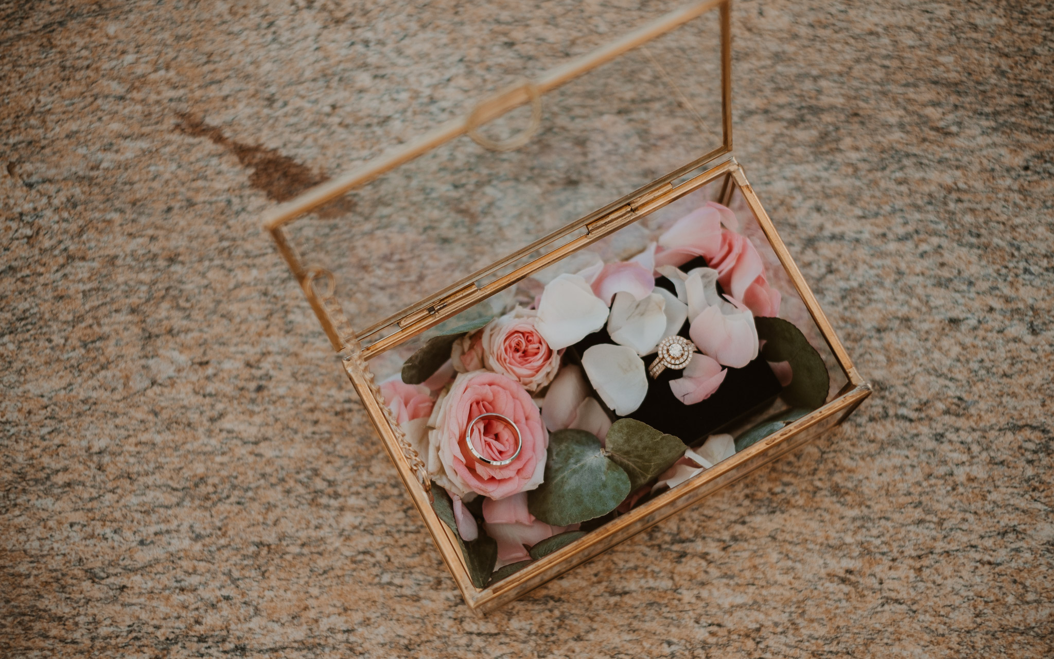 photographies d’un mariage tropical au Château de Saint-Marc à Saint Nazaire