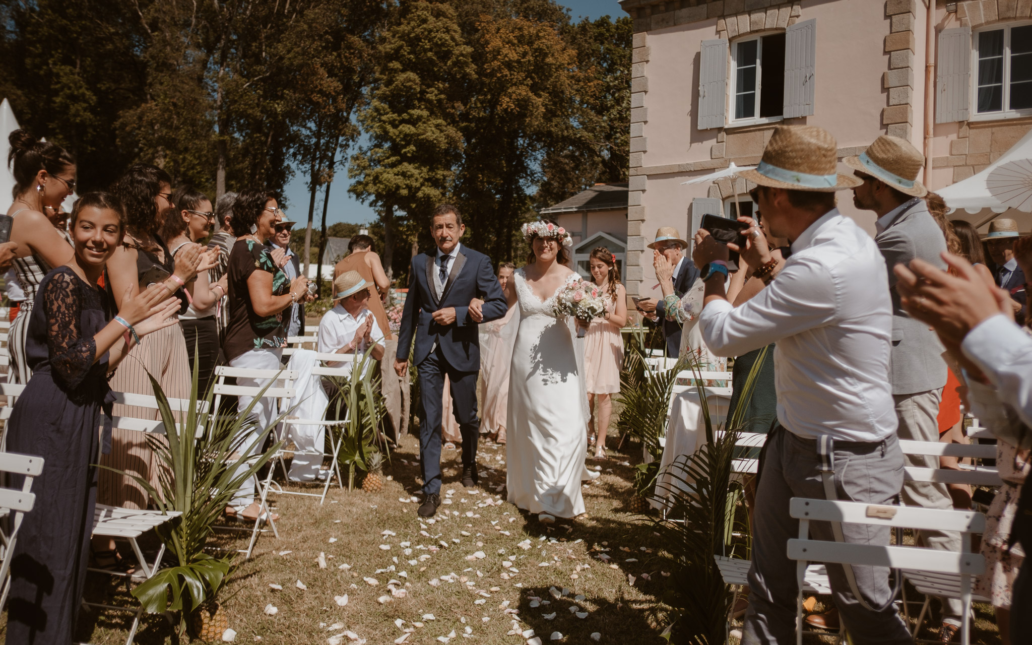 photographies d’un mariage tropical au Château de Saint-Marc à Saint Nazaire