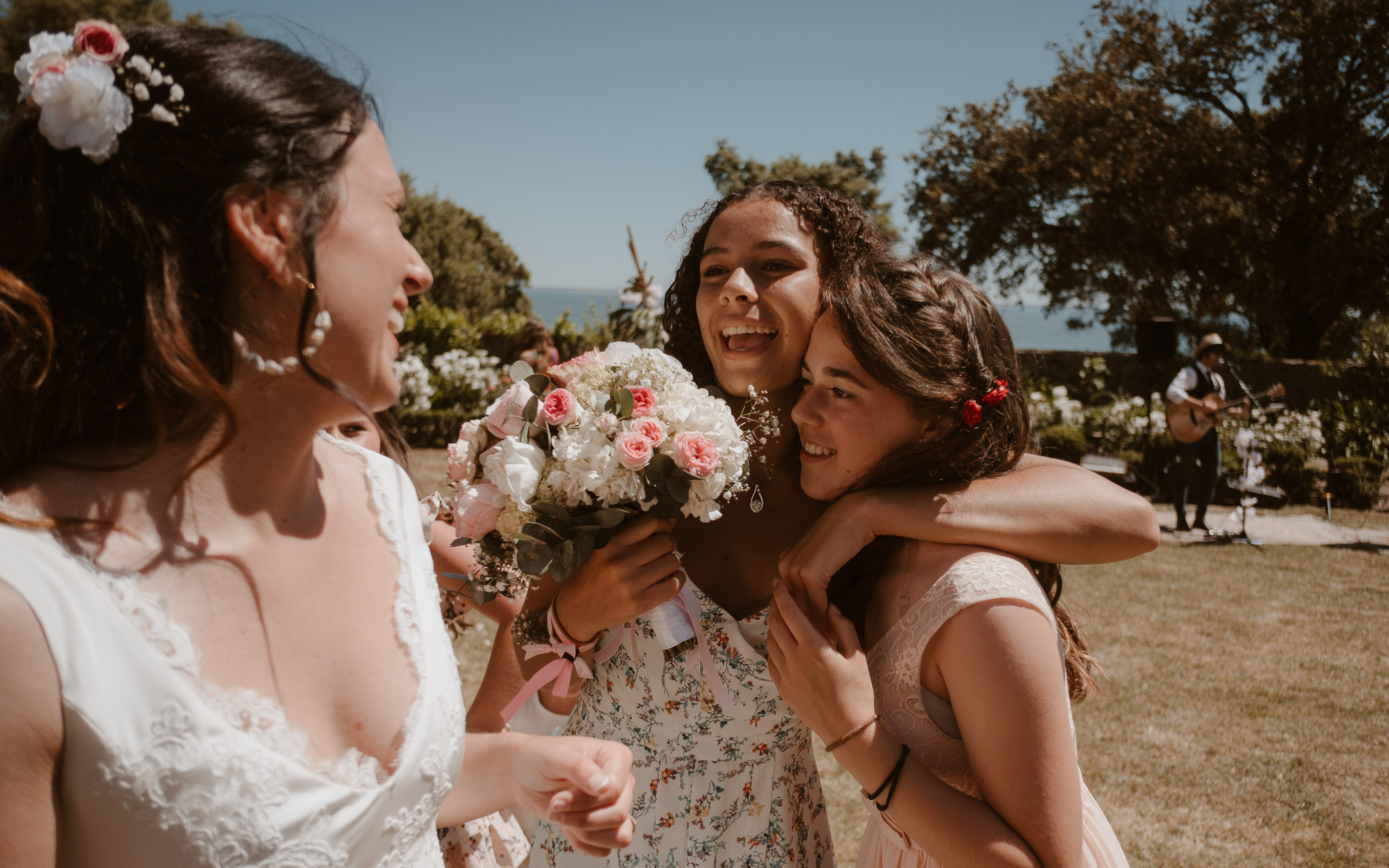 photographies d’un mariage tropical au Château de Saint-Marc à Saint Nazaire