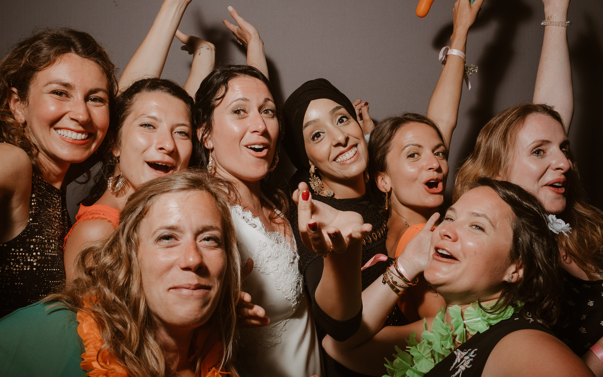 photographies d’un mariage tropical au Château de Saint-Marc à Saint Nazaire