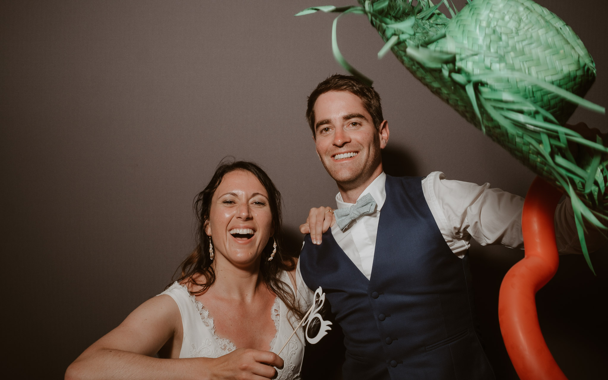 photographies d’un mariage tropical au Château de Saint-Marc à Saint Nazaire