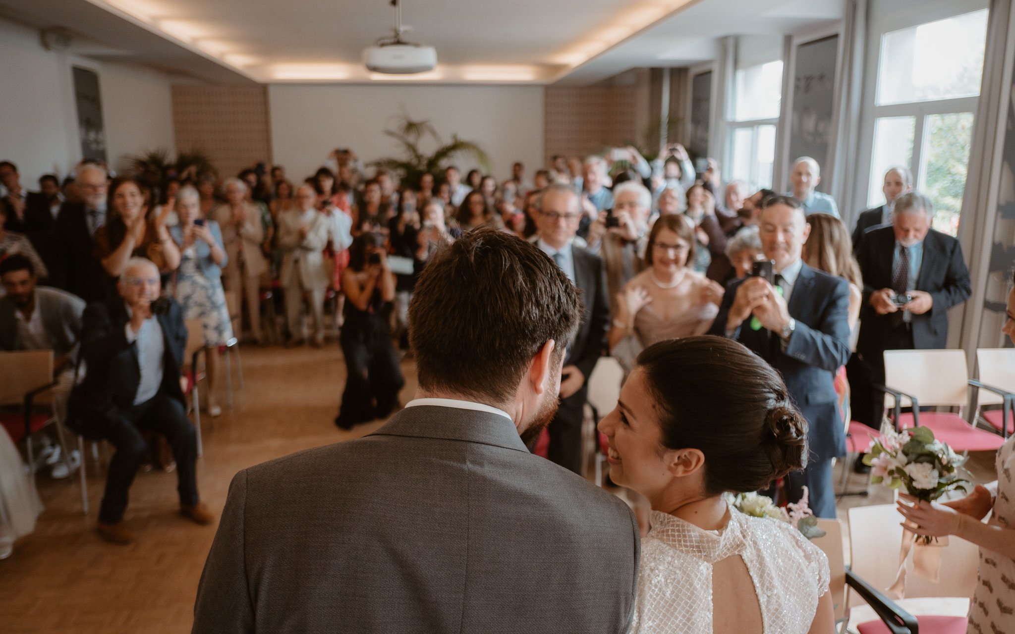 photographies d’un mariage bohème chic au Château de la Rousselière à Frossay