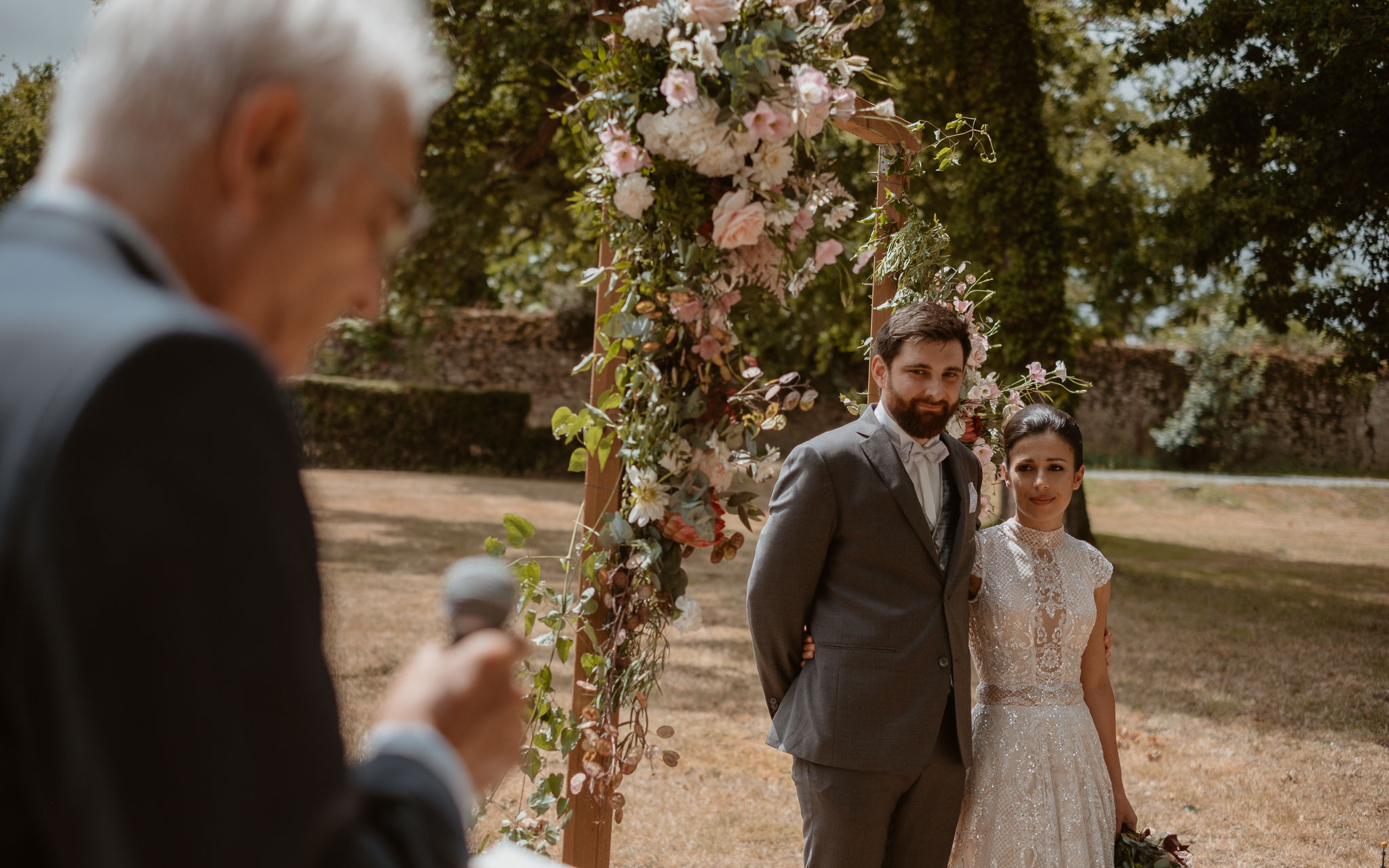 photographies d’un mariage bohème chic au Château de la Rousselière à Frossay