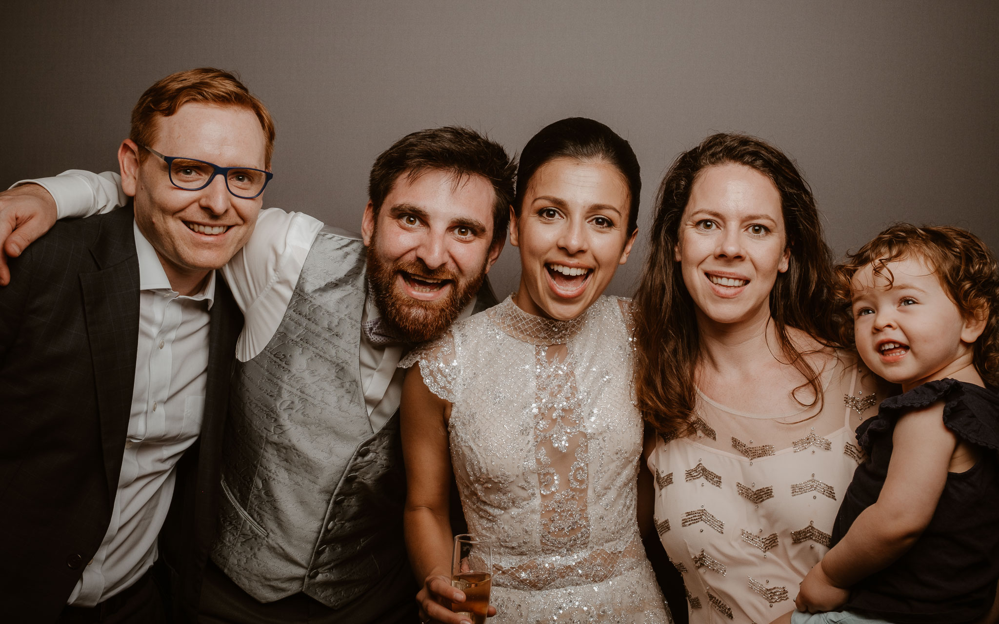 photographies d’un mariage bohème chic au Château de la Rousselière à Frossay