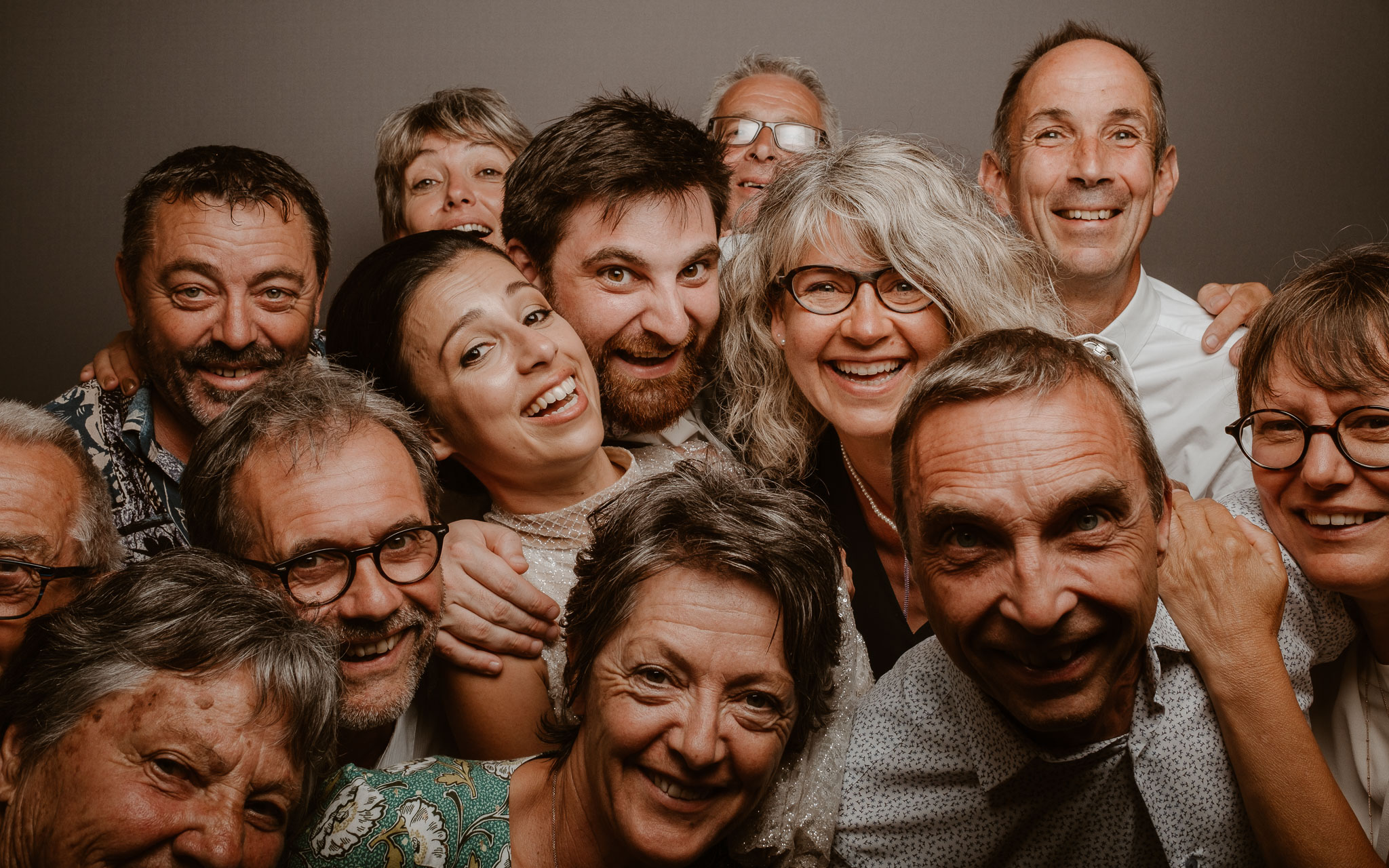 photographies d’un mariage bohème chic au Château de la Rousselière à Frossay