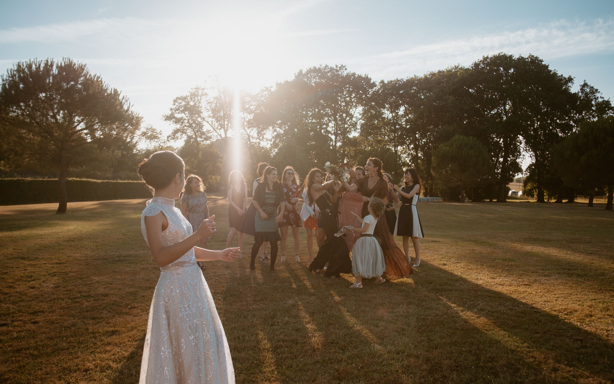 photographies d’un mariage bohème chic au Château de la Rousselière à Frossay