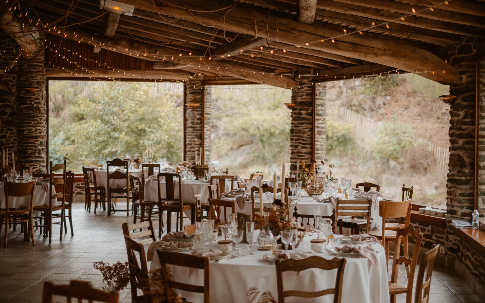 photographies d’un mariage conte d'automne au domaine du Moulin Neuf à Montrevault-sur-Èvre