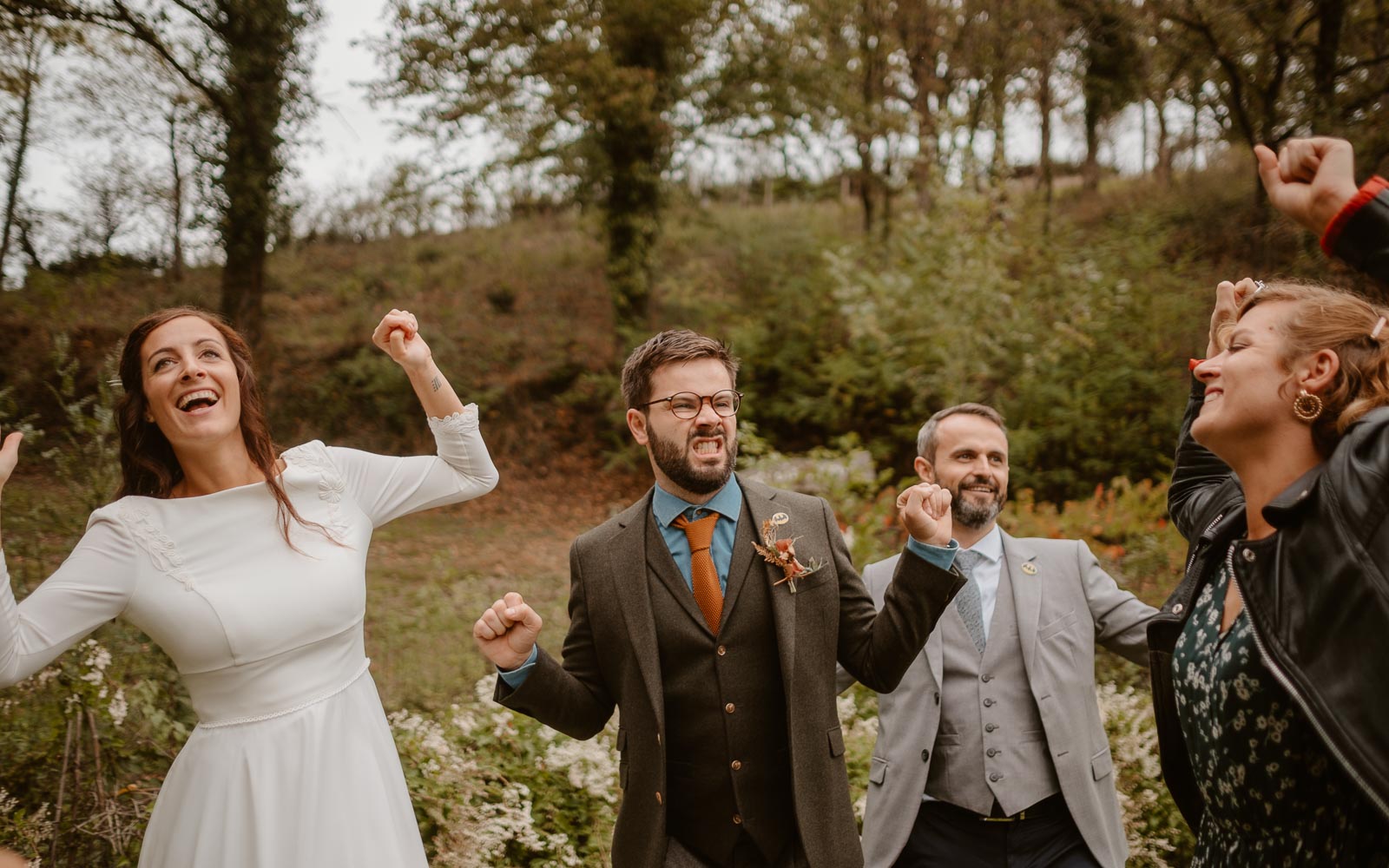 photographies d’un mariage conte d'automne au domaine du Moulin Neuf à Montrevault-sur-Èvre