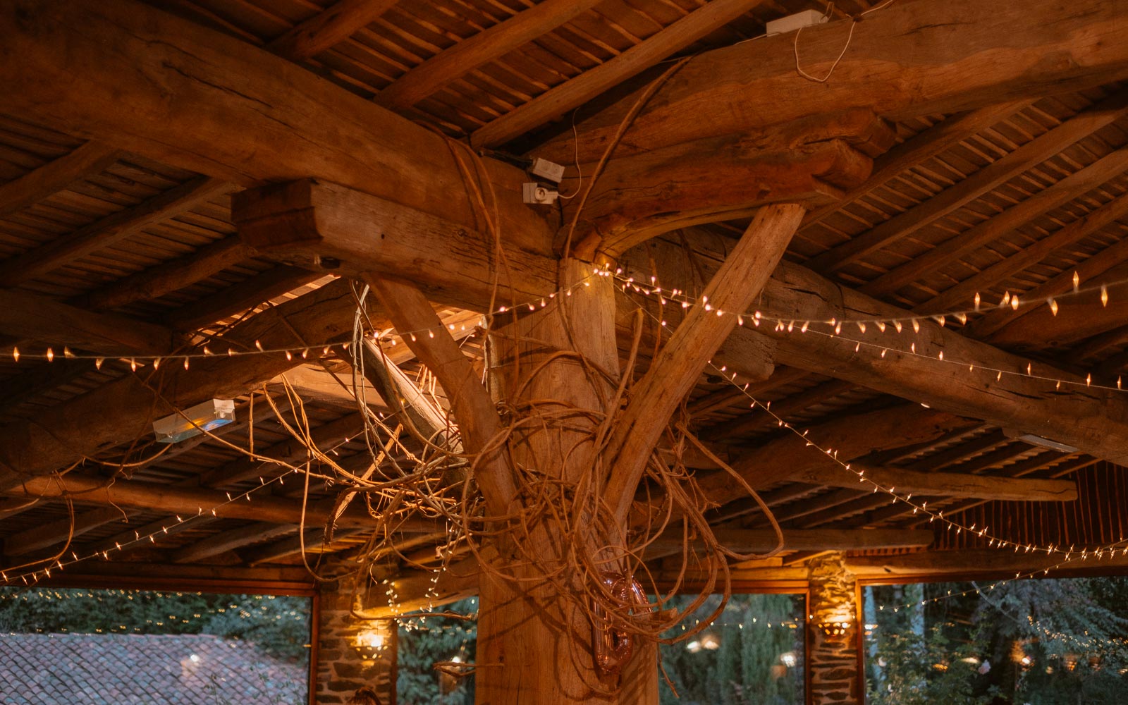 photographies d’un mariage conte d'automne au domaine du Moulin Neuf à Montrevault-sur-Èvre