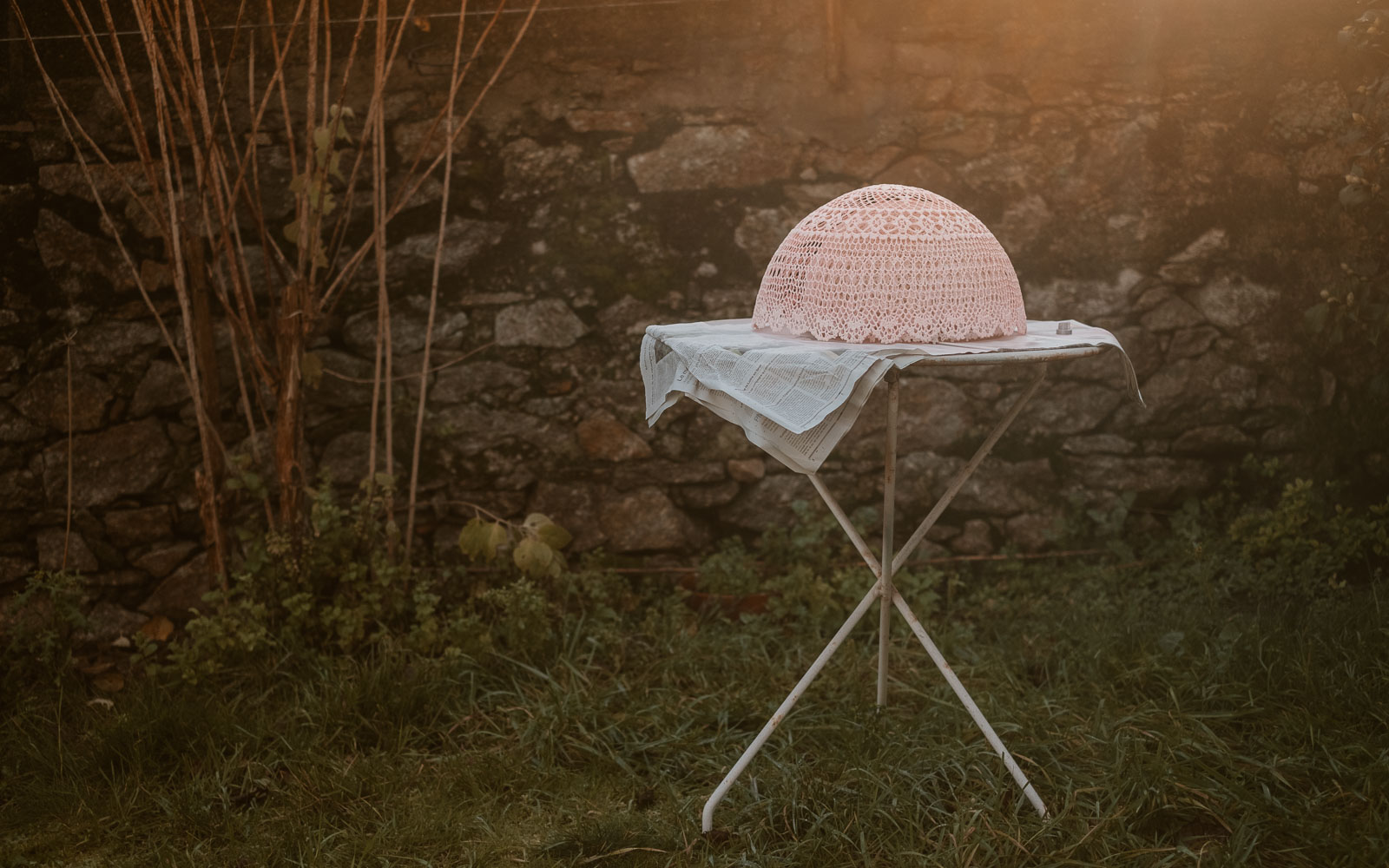 photographies d’une créatrice en design textile & scénographe dans son atelier à Clisson