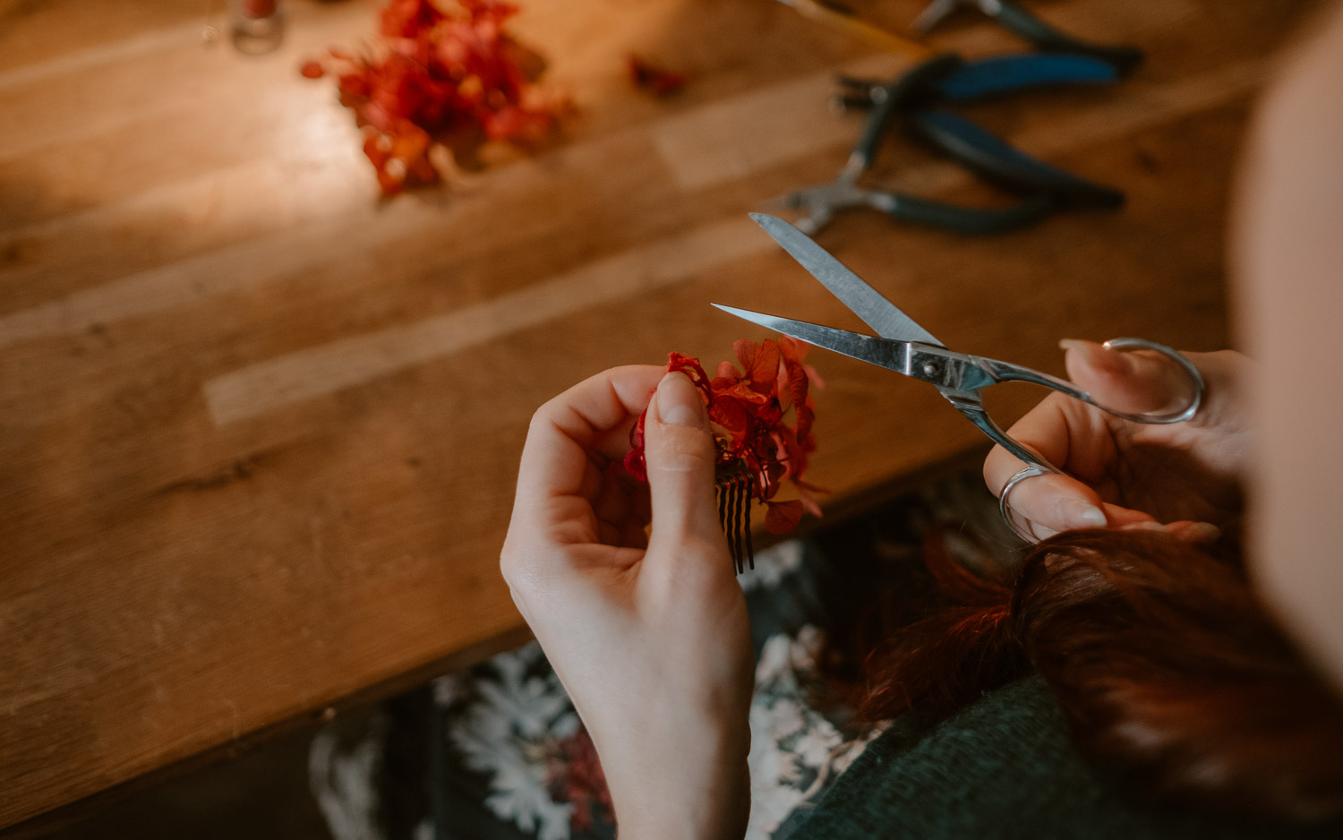 photographies d’une artiste créatrice dans son atelier boutique à Saumur