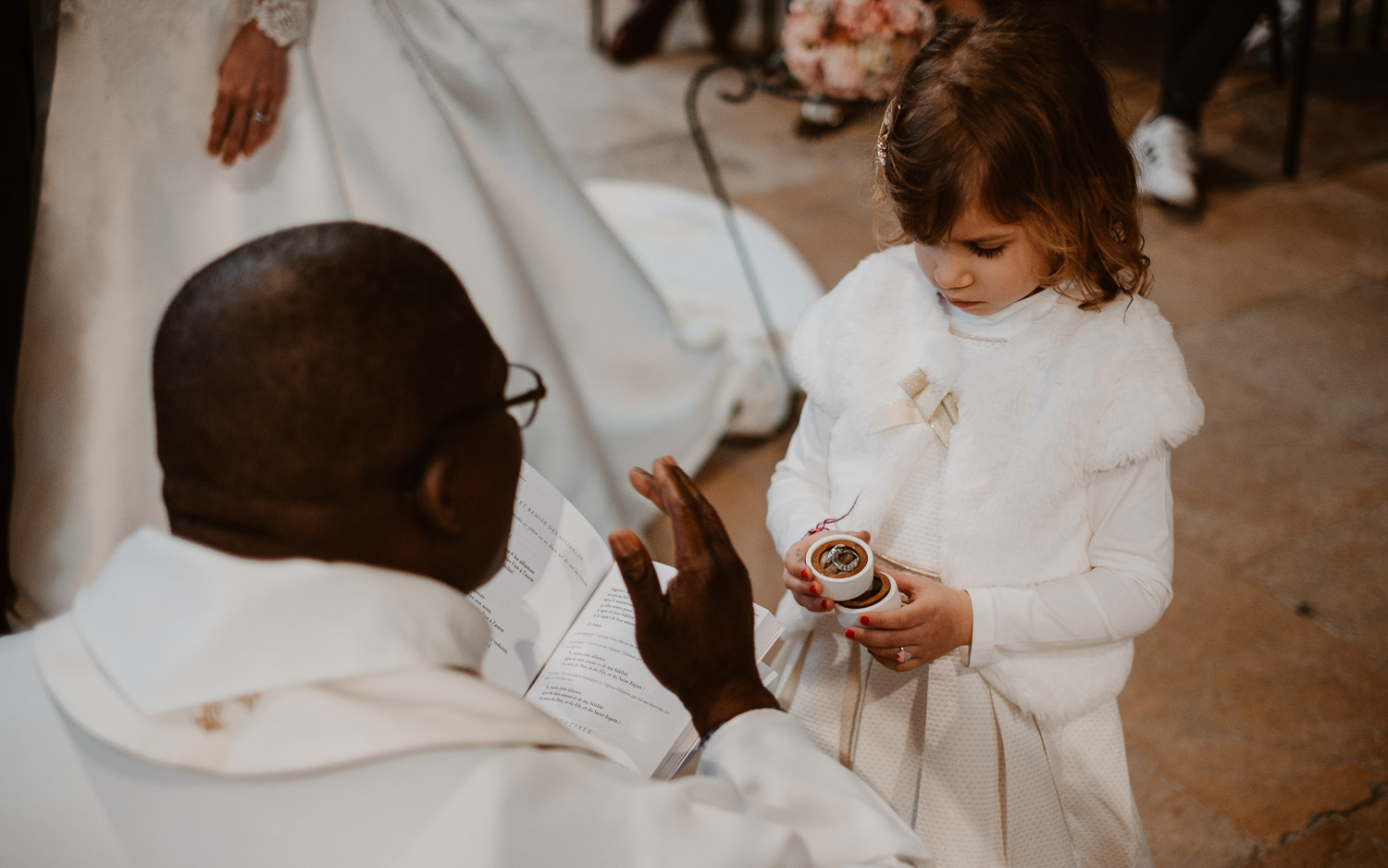 photographies d’un mariage chic d’hiver à l’Abbaye des Prémontrés de Pont-à-Mousson en Meurthe-et-Moselle