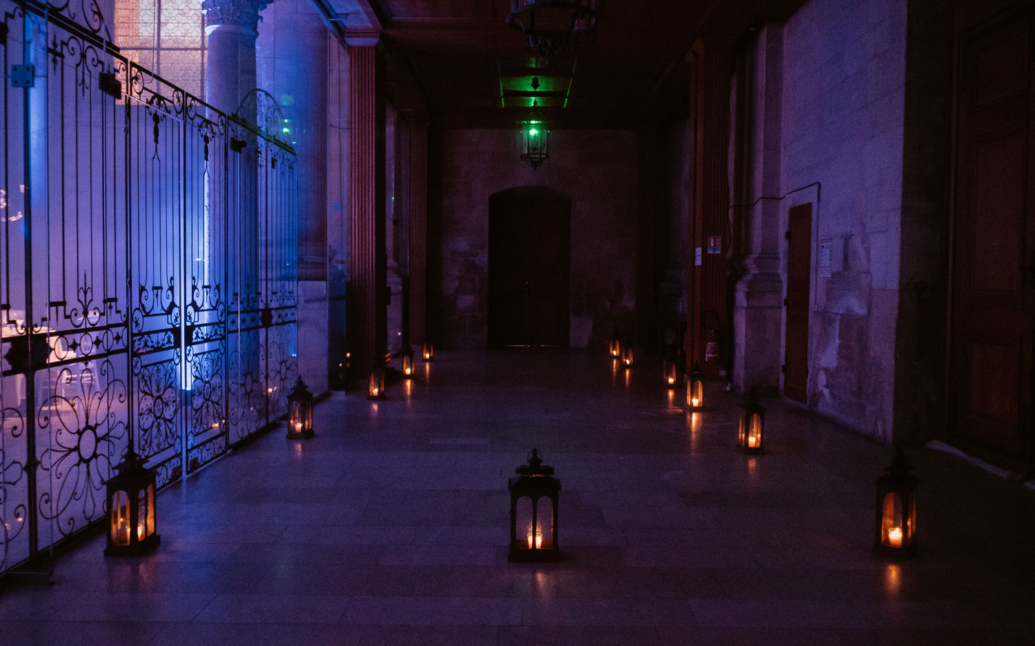 photographies d’un mariage chic d’hiver à l’Abbaye des Prémontrés de Pont-à-Mousson en Meurthe-et-Moselle