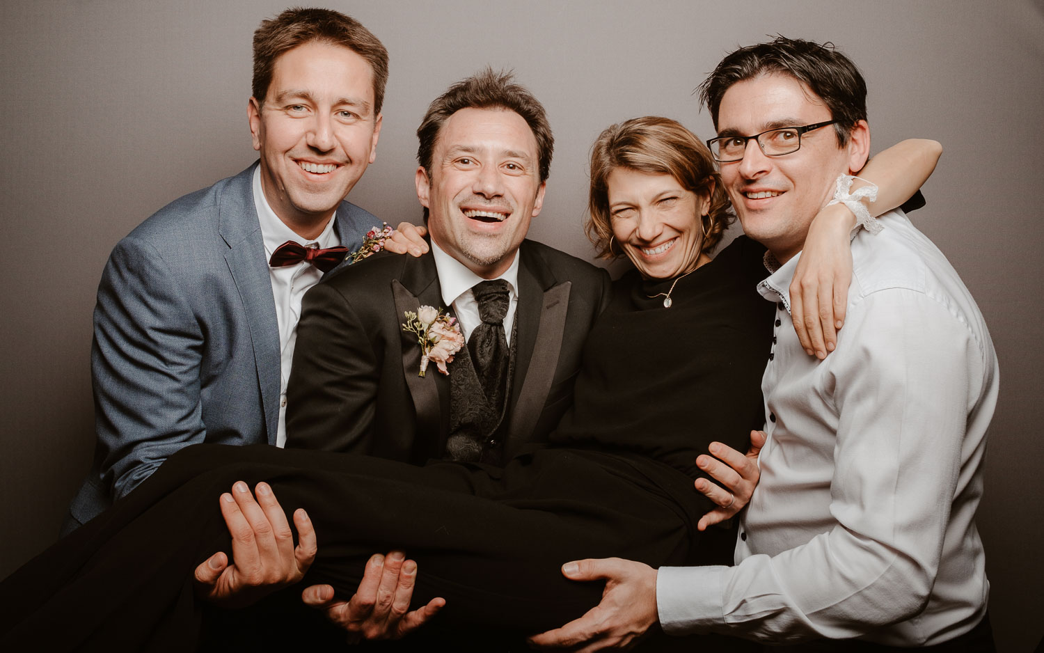 photographies d’un mariage chic d’hiver à l’Abbaye des Prémontrés de Pont-à-Mousson en Meurthe-et-Moselle