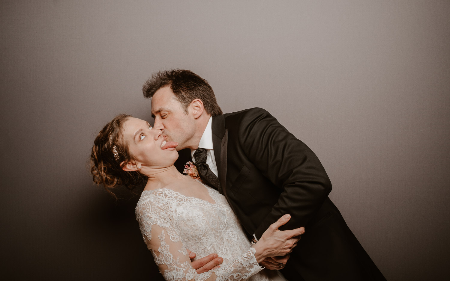 photographies d’un mariage chic d’hiver à l’Abbaye des Prémontrés de Pont-à-Mousson en Meurthe-et-Moselle